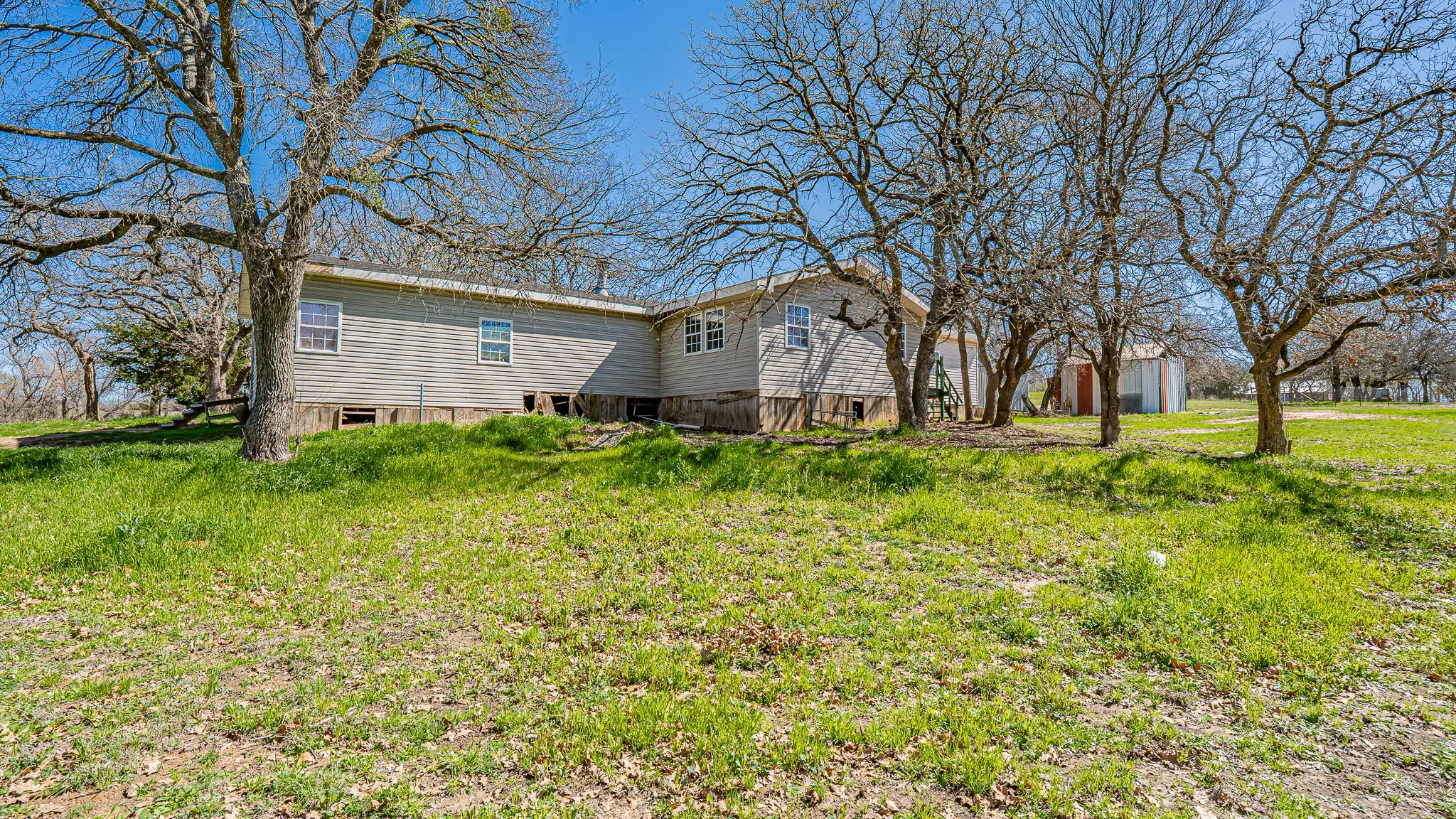 Single Family Residence For Sale in Wise County , 178 County Road 4372, Decatur, Texas 76023, 7 Bedroom, 3 Bathroom, Garage spaces, 3,700 Sqft, built in 1984, mls#21193642, Real Estate Agent in Decatur, Homes For Sale in Wise county, Homes For Sale in Decatur, Realtor in Decatur Texas, Real Estate Brokerage Independent Realty Texas, Luminita Cordes Realtor
