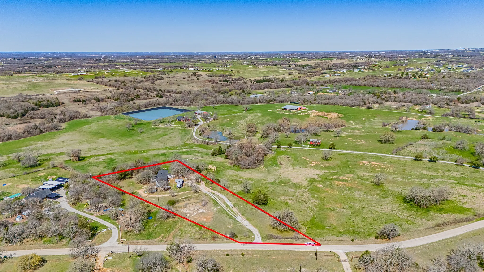 Single Family Residence For Sale in Wise County , 178 County Road 4372, Decatur, Texas 76023, 7 Bedroom, 3 Bathroom, Garage spaces, 3,700 Sqft, built in 1984, mls#21193642, Real Estate Agent in Decatur, Homes For Sale in Wise county, Homes For Sale in Decatur, Realtor in Decatur Texas, Real Estate Brokerage Independent Realty Texas, Luminita Cordes Realtor