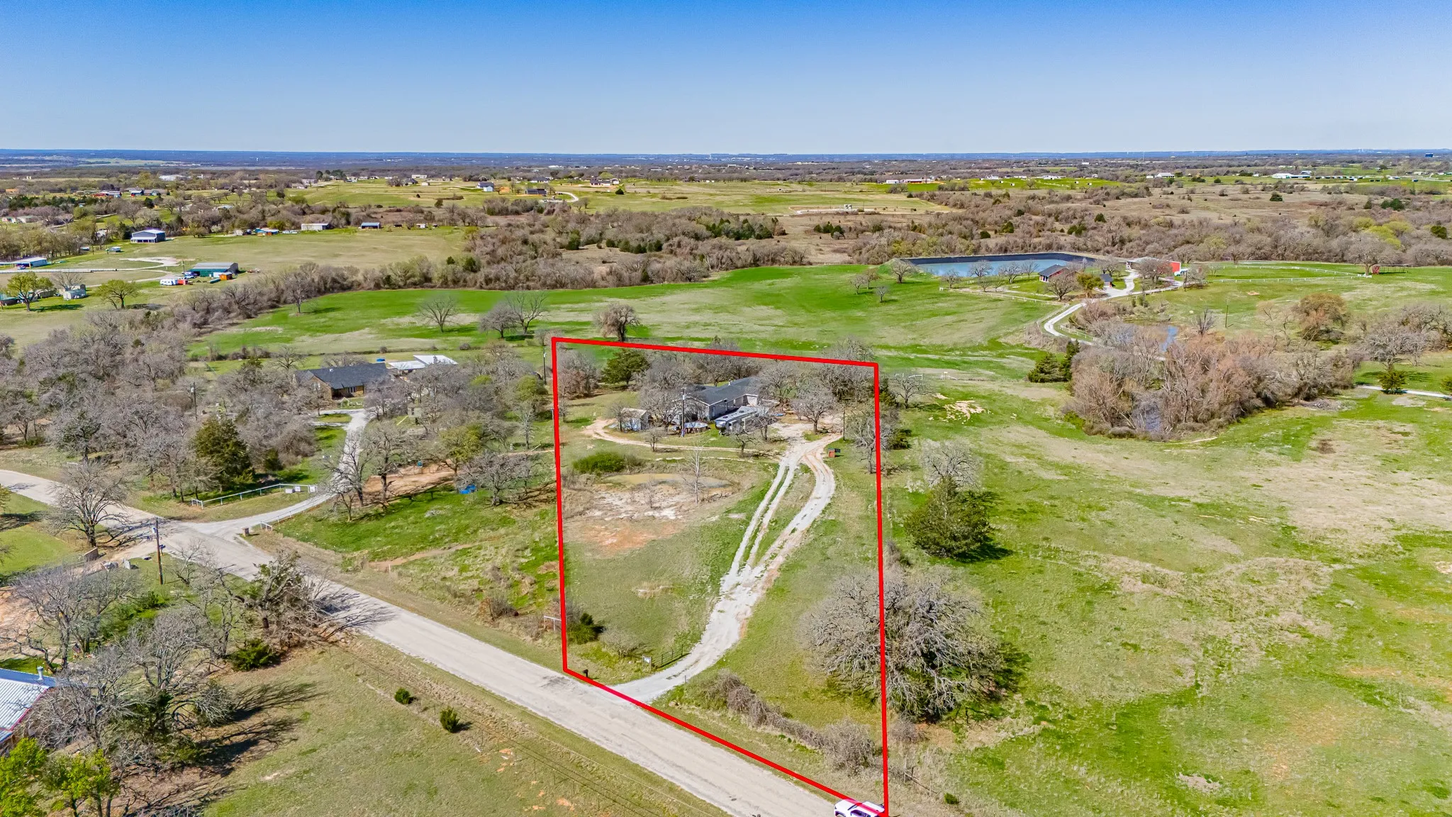 Single Family Residence For Sale in Wise County , 178 County Road 4372, Decatur, Texas 76023, 7 Bedroom, 3 Bathroom, Garage spaces, 3,700 Sqft, built in 1984, mls#21193642, Real Estate Agent in Decatur, Homes For Sale in Wise county, Homes For Sale in Decatur, Realtor in Decatur Texas, Real Estate Brokerage Independent Realty Texas, Luminita Cordes Realtor