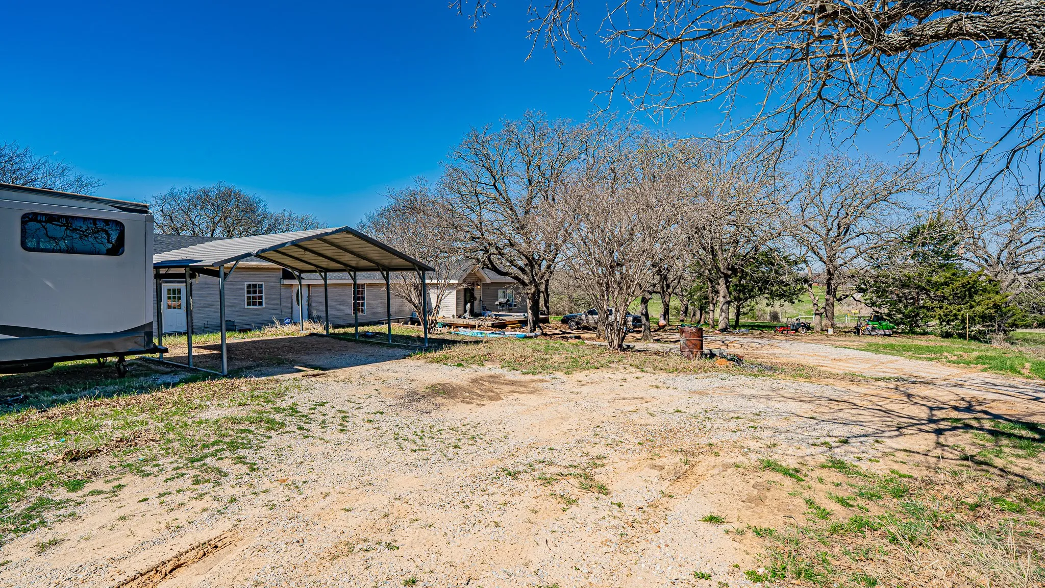 Single Family Residence For Sale in Wise County , 178 County Road 4372, Decatur, Texas 76023, 7 Bedroom, 3 Bathroom, Garage spaces, 3,700 Sqft, built in 1984, mls#21193642, Real Estate Agent in Decatur, Homes For Sale in Wise county, Homes For Sale in Decatur, Realtor in Decatur Texas, Real Estate Brokerage Independent Realty Texas, Luminita Cordes Realtor