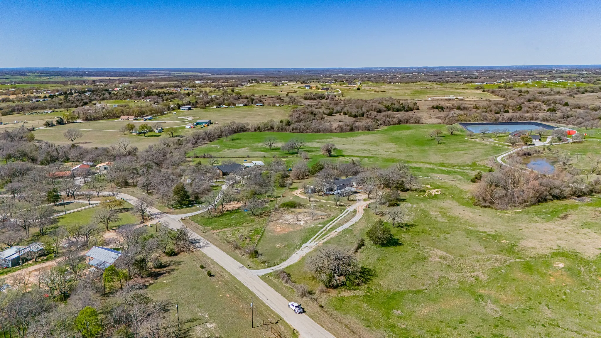 Single Family Residence For Sale in Wise County , 178 County Road 4372, Decatur, Texas 76023, 7 Bedroom, 3 Bathroom, Garage spaces, 3,700 Sqft, built in 1984, mls#21193642, Real Estate Agent in Decatur, Homes For Sale in Wise county, Homes For Sale in Decatur, Realtor in Decatur Texas, Real Estate Brokerage Independent Realty Texas, Luminita Cordes Realtor