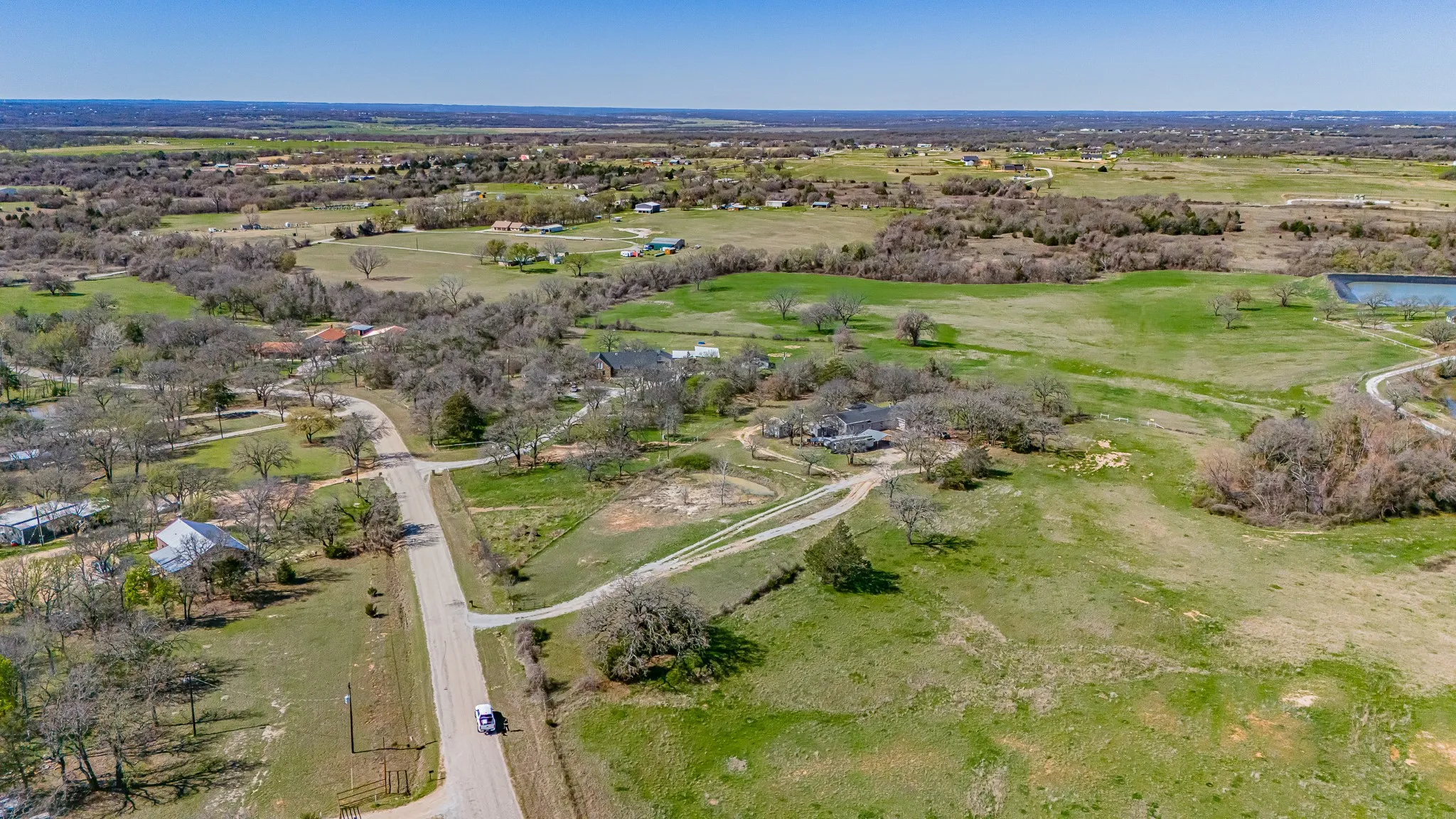 Single Family Residence For Sale in Wise County , 178 County Road 4372, Decatur, Texas 76023, 7 Bedroom, 3 Bathroom, Garage spaces, 3,700 Sqft, built in 1984, mls#21193642, Real Estate Agent in Decatur, Homes For Sale in Wise county, Homes For Sale in Decatur, Realtor in Decatur Texas, Real Estate Brokerage Independent Realty Texas, Luminita Cordes Realtor