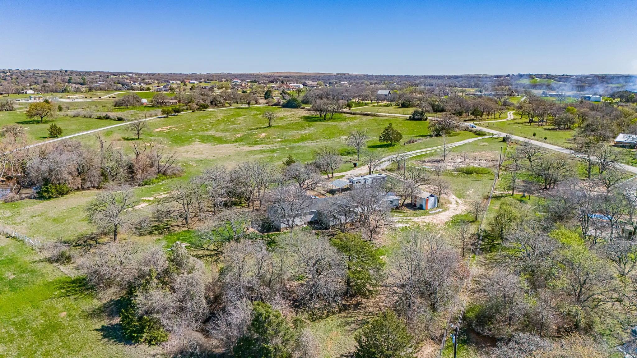 Single Family Residence For Sale in Wise County , 178 County Road 4372, Decatur, Texas 76023, 7 Bedroom, 3 Bathroom, Garage spaces, 3,700 Sqft, built in 1984, mls#21193642, Real Estate Agent in Decatur, Homes For Sale in Wise county, Homes For Sale in Decatur, Realtor in Decatur Texas, Real Estate Brokerage Independent Realty Texas, Luminita Cordes Realtor