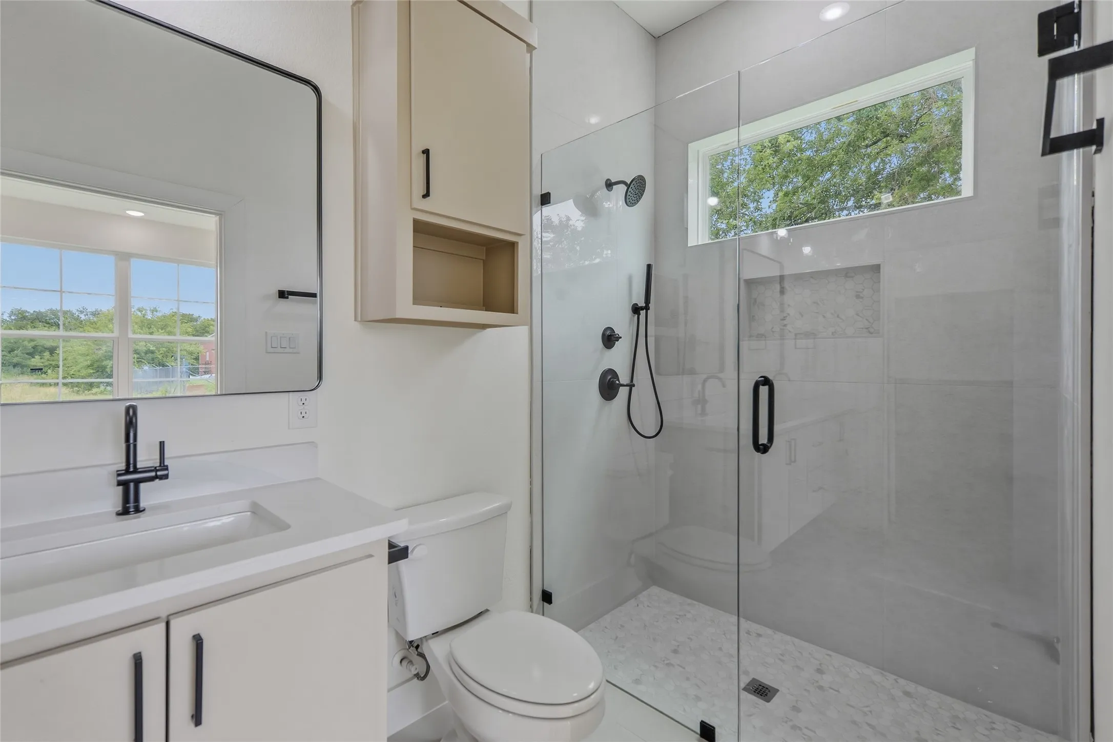 Single Family Residence For Sale in Fannin County , 301 E Locust, Leonard, Texas 75452, 4 Bedroom, 3 Bathroom, Garage spaces, 1,725 Sqft, built in 2026, mls#21193660, Real Estate Agent in Leonard, Homes For Sale in Fannin county, Homes For Sale in Leonard, Realtor in Leonard Texas, Real Estate Brokerage Independent Realty Texas, Luminita Cordes Realtor