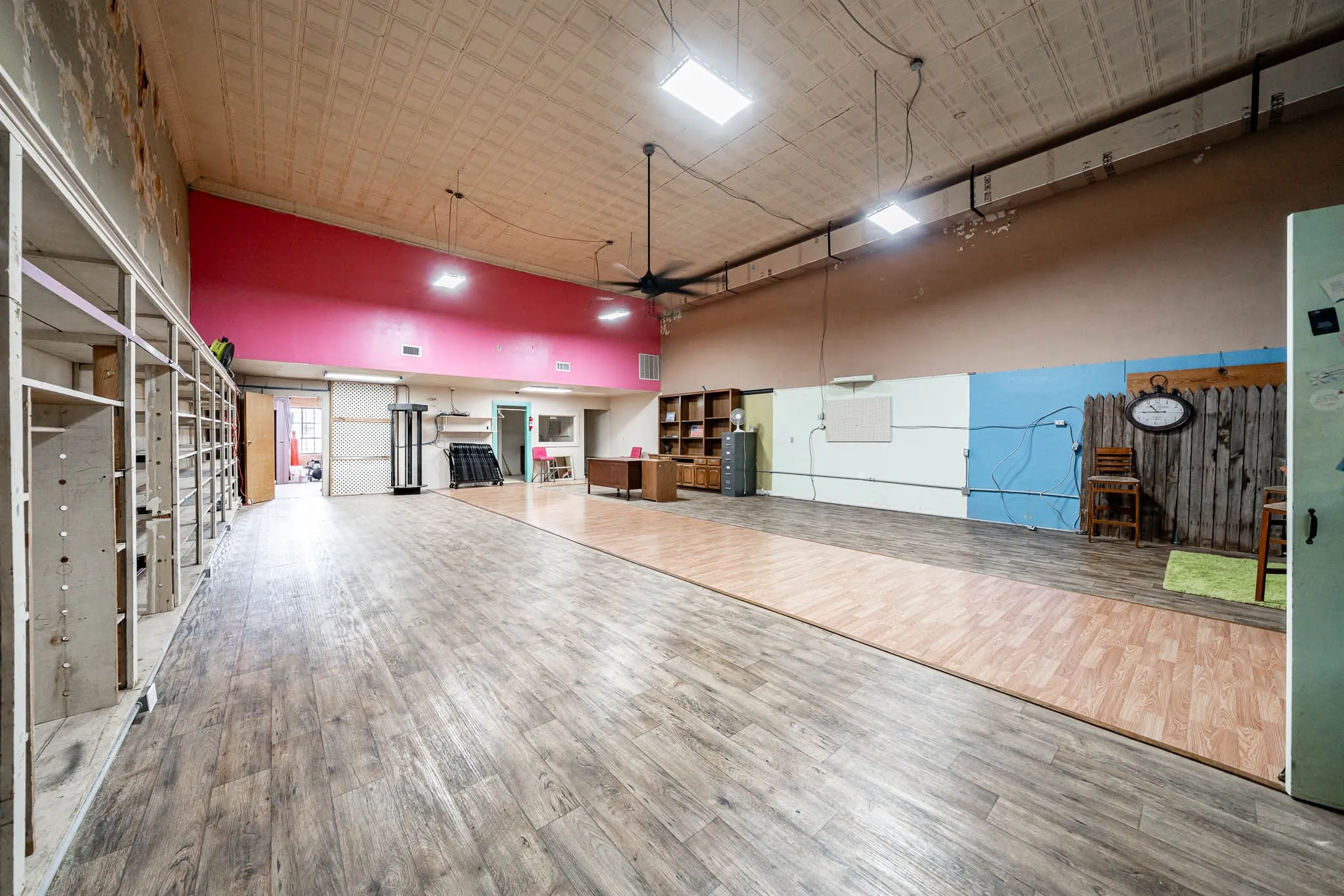Retail For Sale in Haskell County , 404 N 1st Street, Haskell, Texas 79521, 0, 0, Garage spaces, 0 Sqft, built in 1950, Price $189,000, mls#21167573, Real Estate Agent in Haskell, Homes For Sale in Haskell county, Homes For Sale in Haskell, Realtor in Haskell Texas, Real Estate Brokerage Independent Realty Texas, Luminita Cordes Realtor