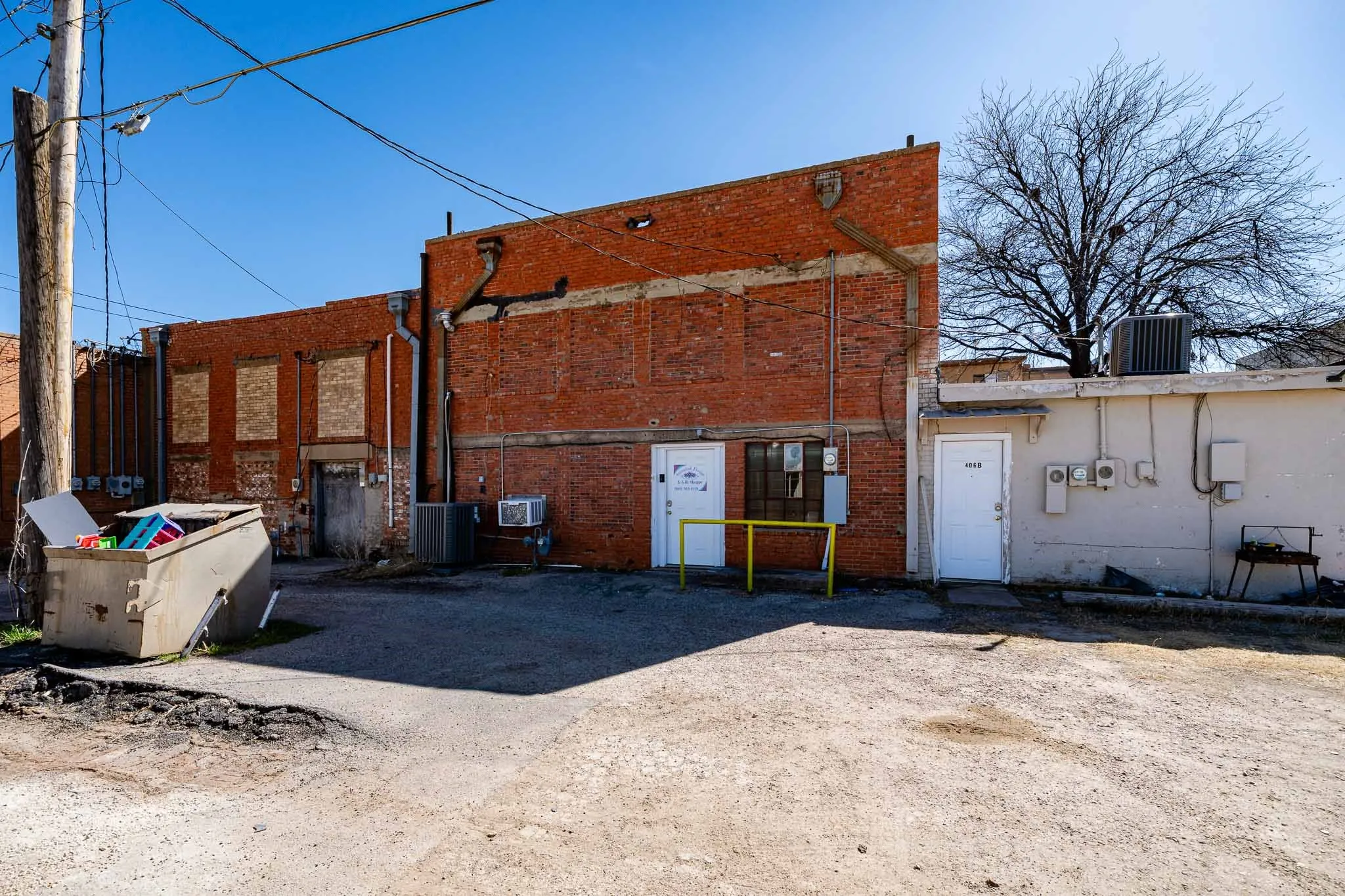 Retail For Sale in Haskell County , 404 N 1st Street, Haskell, Texas 79521, 0, 0, Garage spaces, 0 Sqft, built in 1950, Price $189,000, mls#21167573, Real Estate Agent in Haskell, Homes For Sale in Haskell county, Homes For Sale in Haskell, Realtor in Haskell Texas, Real Estate Brokerage Independent Realty Texas, Luminita Cordes Realtor