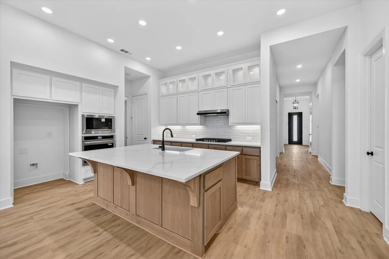 Single Family Residence For Sale in Ellis County , 3569 Redbud Flower Trail, Midlothian, Texas 76084, 4 Bedroom, 5 Bathroom, 3 Garage spaces, 2,873 Sqft, built in 2026, New Construction - Incomplete, mls#21193390, Real Estate Agent in Midlothian, Homes For Sale in Ellis county, Homes For Sale in Midlothian, Realtor in Midlothian Texas, Real Estate Brokerage Independent Realty Texas, Luminita Cordes Realtor