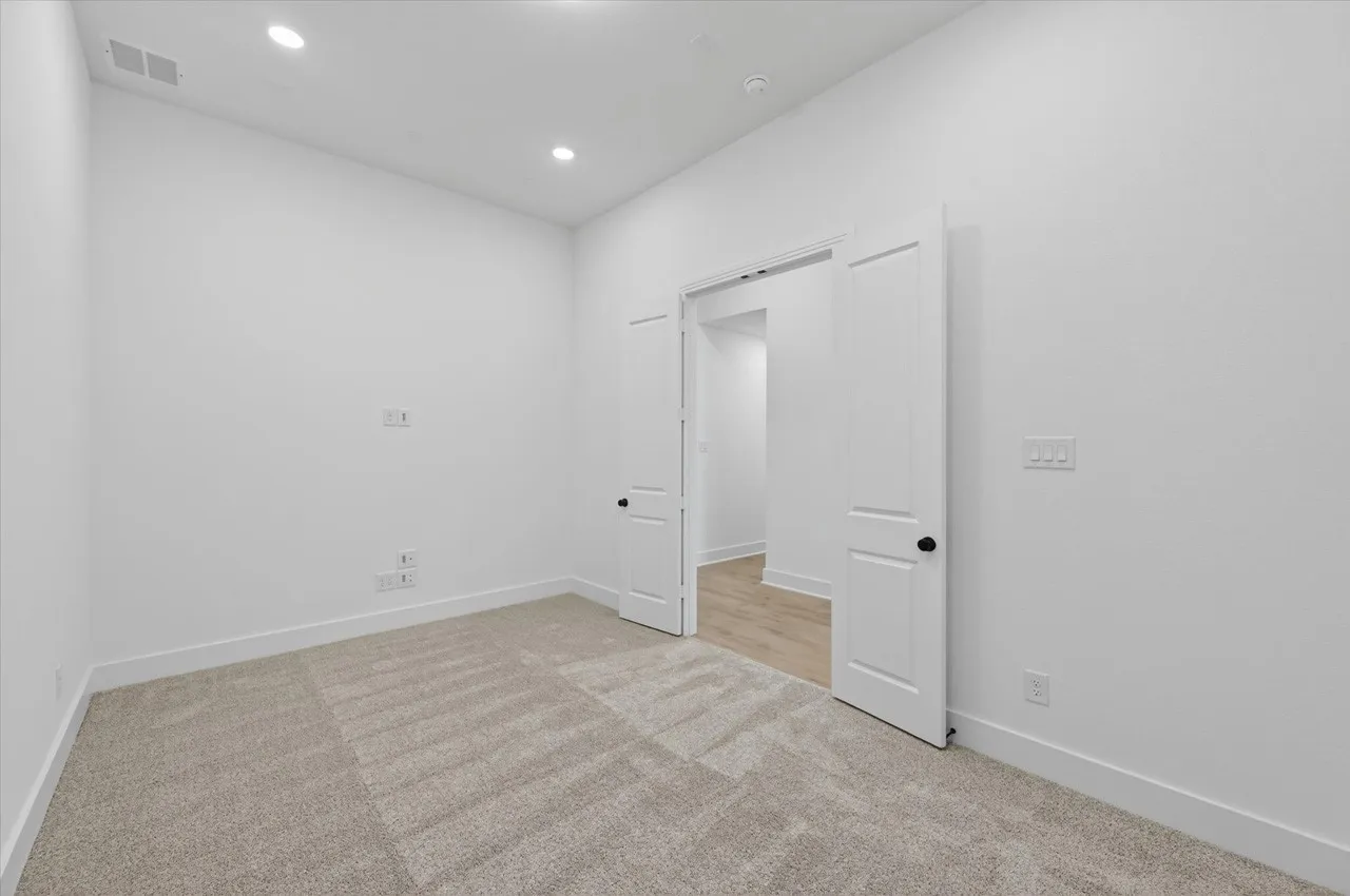 Single Family Residence For Sale in Ellis County , 3569 Redbud Flower Trail, Midlothian, Texas 76084, 4 Bedroom, 5 Bathroom, 3 Garage spaces, 2,873 Sqft, built in 2026, New Construction - Incomplete, mls#21193390, Real Estate Agent in Midlothian, Homes For Sale in Ellis county, Homes For Sale in Midlothian, Realtor in Midlothian Texas, Real Estate Brokerage Independent Realty Texas, Luminita Cordes Realtor