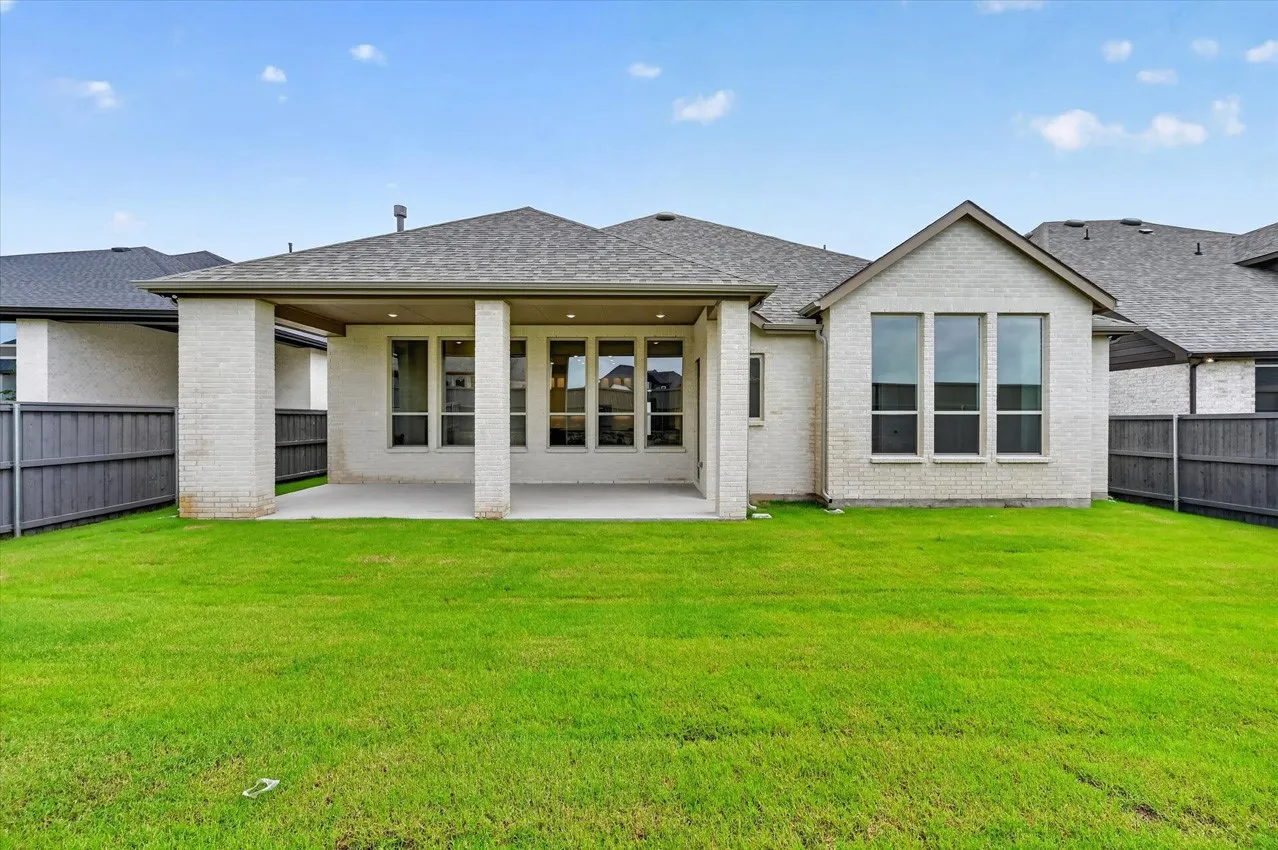 Single Family Residence For Sale in Ellis County , 3569 Redbud Flower Trail, Midlothian, Texas 76084, 4 Bedroom, 5 Bathroom, 3 Garage spaces, 2,873 Sqft, built in 2026, New Construction - Incomplete, mls#21193390, Real Estate Agent in Midlothian, Homes For Sale in Ellis county, Homes For Sale in Midlothian, Realtor in Midlothian Texas, Real Estate Brokerage Independent Realty Texas, Luminita Cordes Realtor