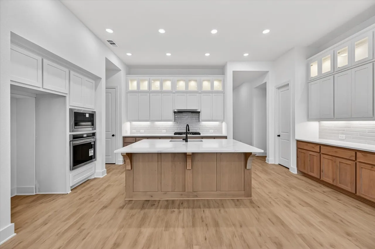 Single Family Residence For Sale in Ellis County , 3569 Redbud Flower Trail, Midlothian, Texas 76084, 4 Bedroom, 5 Bathroom, 3 Garage spaces, 2,873 Sqft, built in 2026, New Construction - Incomplete, mls#21193390, Real Estate Agent in Midlothian, Homes For Sale in Ellis county, Homes For Sale in Midlothian, Realtor in Midlothian Texas, Real Estate Brokerage Independent Realty Texas, Luminita Cordes Realtor