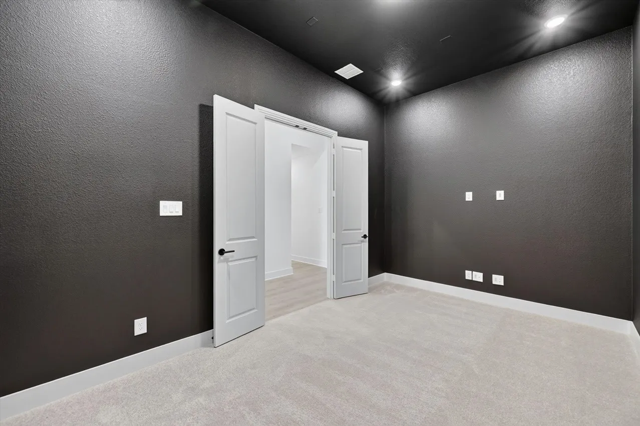 Entertainment Room - Virtually Staged
