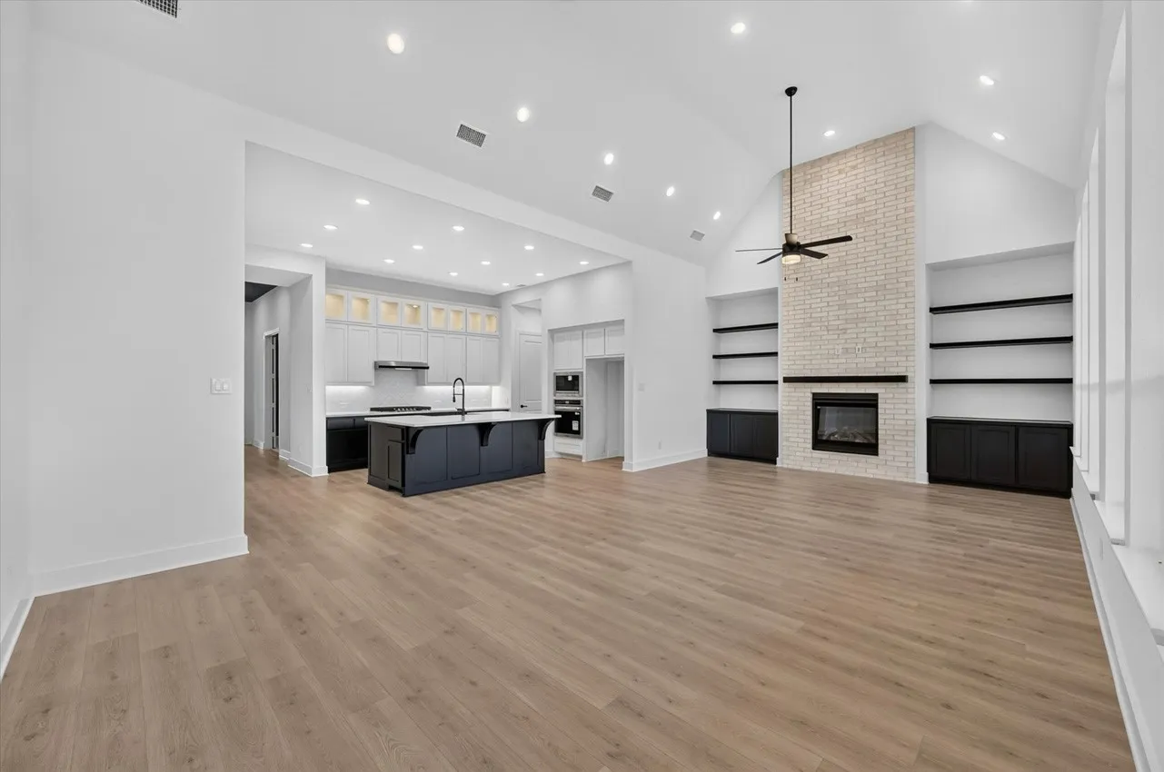 Single Family Residence For Sale in Ellis County , 3595 Redbud Flower Trail, Venus, Texas 76084, 4 Bedroom, 4 Bathroom, 3 Garage spaces, 2,847 Sqft, built in 2026, New Construction - Incomplete, mls#21193402, Real Estate Agent in Venus, Homes For Sale in Ellis county, Homes For Sale in Venus, Realtor in Venus Texas, Real Estate Brokerage Independent Realty Texas, Luminita Cordes Realtor