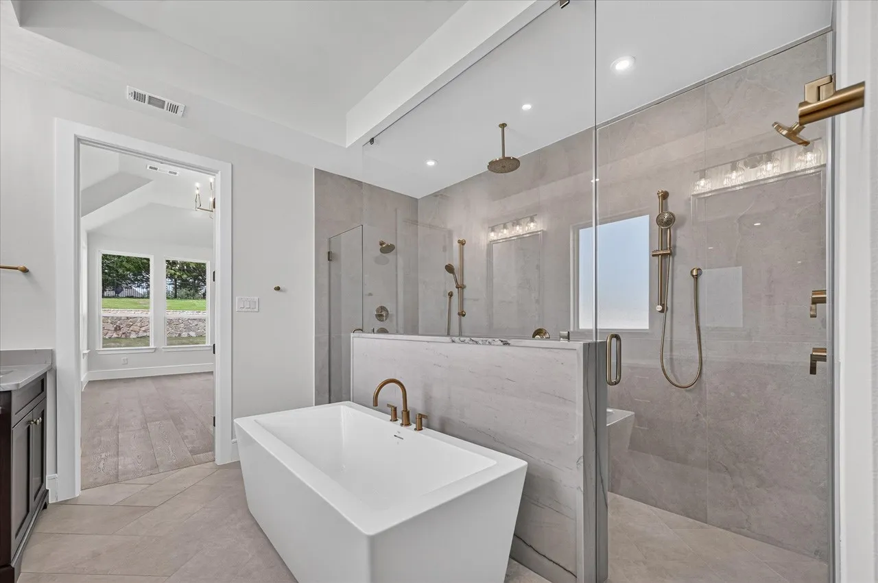 Single Family Residence For Sale in Rockwall County , 324 Bristol Valley Court, Heath, Texas 75032, 5 Bedroom, 8 Bathroom, 3 Garage spaces, 4,745 Sqft, built in 2026, New Construction - Incomplete, mls#21193404, Real Estate Agent in Heath, Homes For Sale in Rockwall county, Homes For Sale in Heath, Realtor in Heath Texas, Real Estate Brokerage Independent Realty Texas, Luminita Cordes Realtor