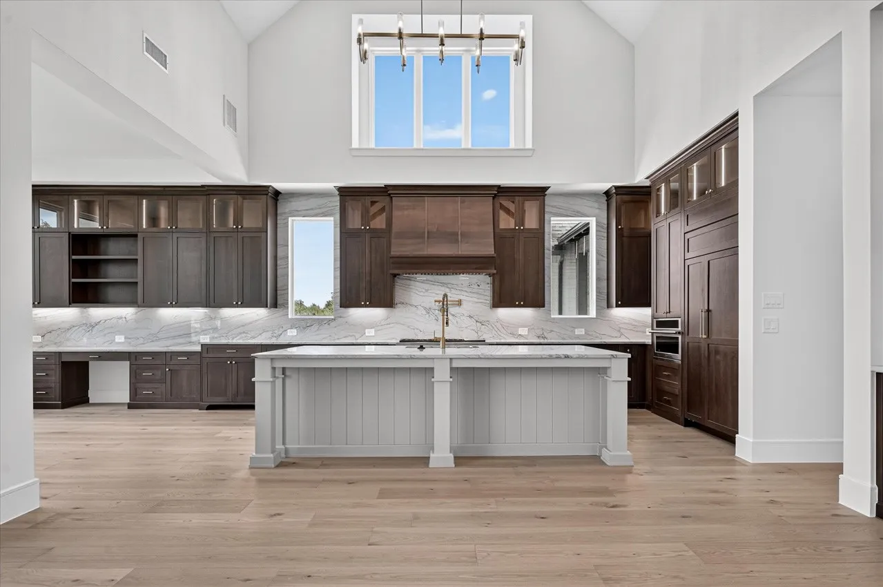 Single Family Residence For Sale in Rockwall County , 324 Bristol Valley Court, Heath, Texas 75032, 5 Bedroom, 8 Bathroom, 3 Garage spaces, 4,745 Sqft, built in 2026, New Construction - Incomplete, mls#21193404, Real Estate Agent in Heath, Homes For Sale in Rockwall county, Homes For Sale in Heath, Realtor in Heath Texas, Real Estate Brokerage Independent Realty Texas, Luminita Cordes Realtor