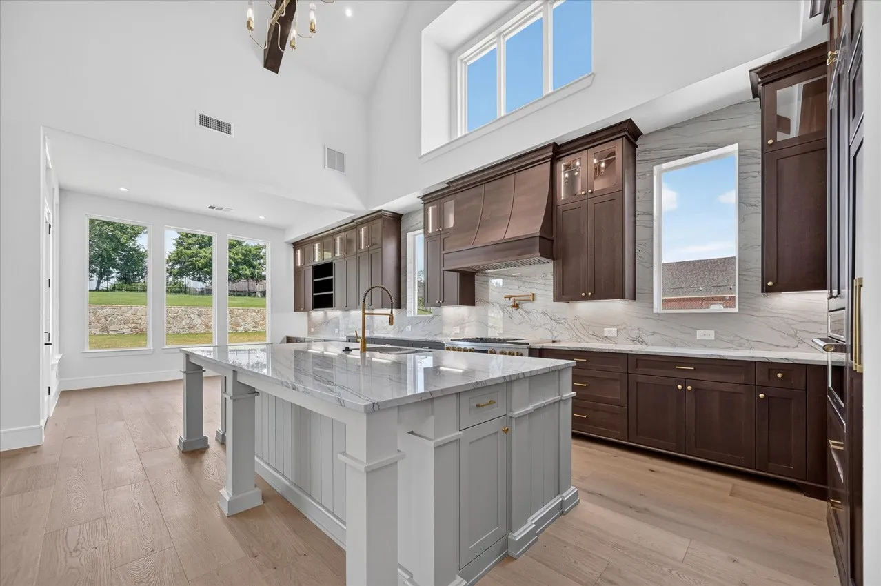 Single Family Residence For Sale in Rockwall County , 324 Bristol Valley Court, Heath, Texas 75032, 5 Bedroom, 8 Bathroom, 3 Garage spaces, 4,745 Sqft, built in 2026, New Construction - Incomplete, mls#21193404, Real Estate Agent in Heath, Homes For Sale in Rockwall county, Homes For Sale in Heath, Realtor in Heath Texas, Real Estate Brokerage Independent Realty Texas, Luminita Cordes Realtor