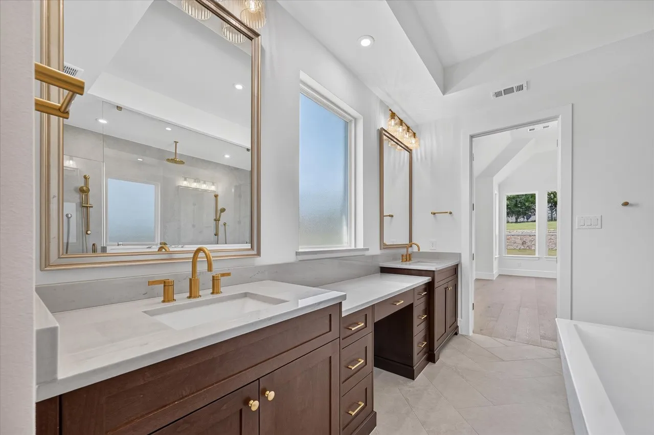 Single Family Residence For Sale in Rockwall County , 324 Bristol Valley Court, Heath, Texas 75032, 5 Bedroom, 8 Bathroom, 3 Garage spaces, 4,745 Sqft, built in 2026, New Construction - Incomplete, mls#21193404, Real Estate Agent in Heath, Homes For Sale in Rockwall county, Homes For Sale in Heath, Realtor in Heath Texas, Real Estate Brokerage Independent Realty Texas, Luminita Cordes Realtor