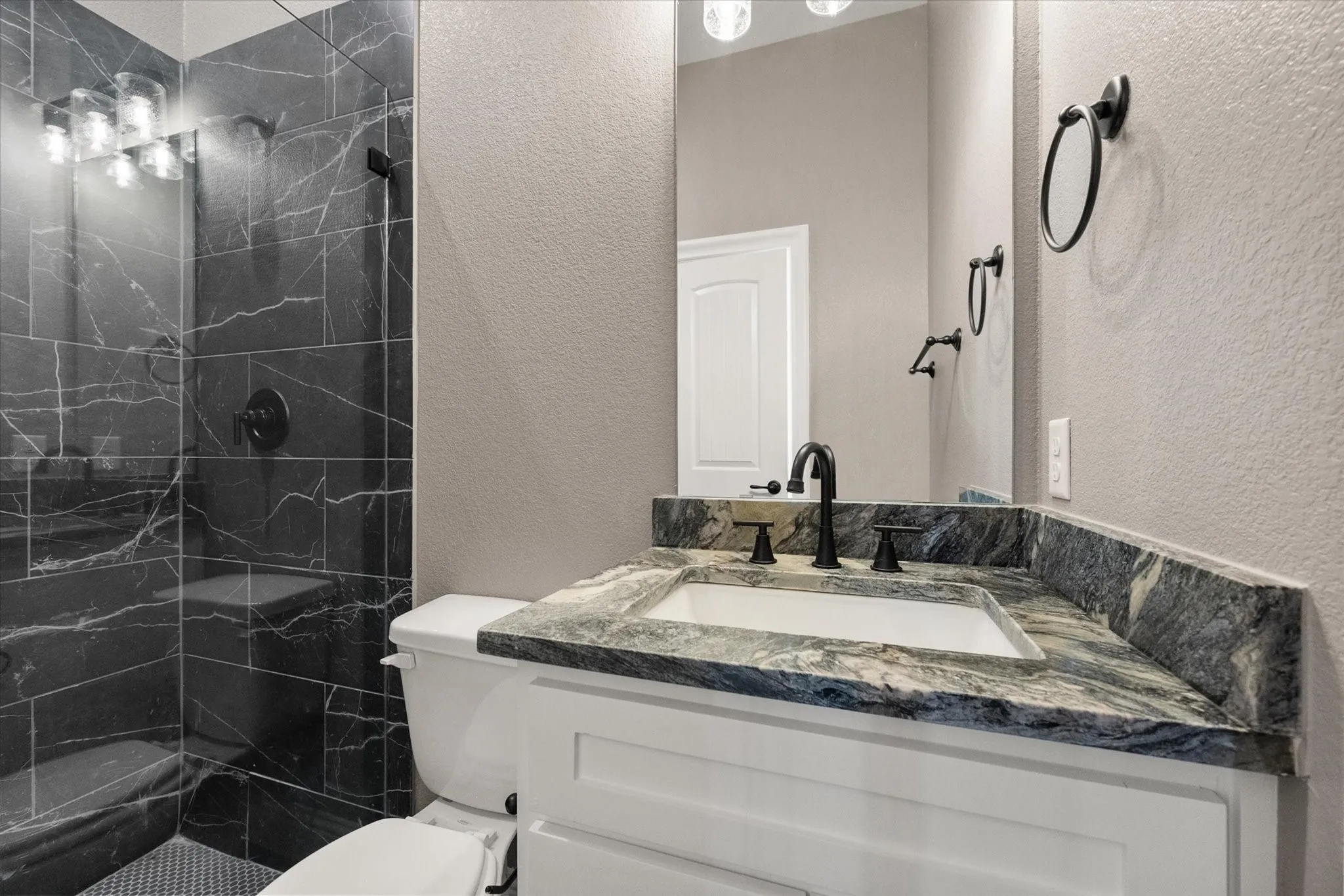 Ensuite to Secondary Bedroom 1
