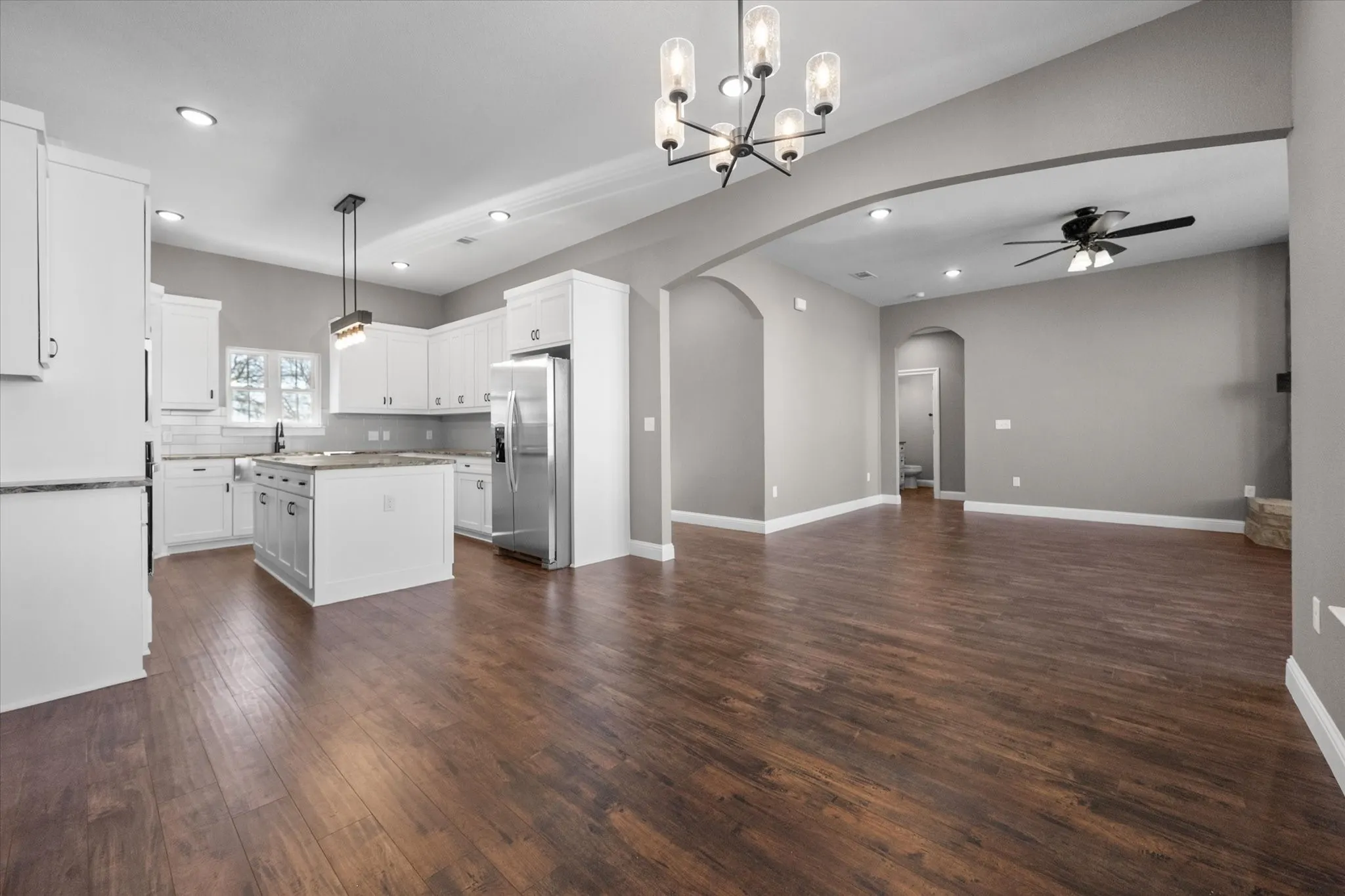 Single Family Residence For Sale in Johnson County , 4609 County Road 206, Grandview, Texas 76050, 4 Bedroom, 3 Bathroom, 2 Garage spaces, 1,955 Sqft, built in 2025, New Construction - Complete, mls#21193656, Real Estate Agent in Grandview, Homes For Sale in Johnson county, Homes For Sale in Grandview, Realtor in Grandview Texas, Real Estate Brokerage Independent Realty Texas, Luminita Cordes Realtor