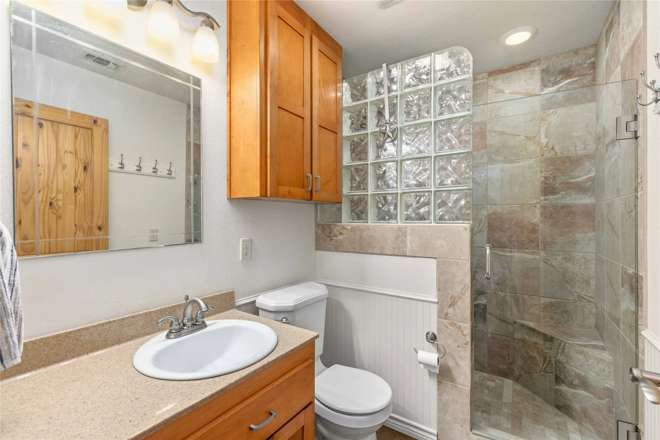 Farm For Sale in Mills County , 194 County Road 214, Goldthwaite, Texas 76844, 3 Bedroom, 2 Bathroom, 2 Garage spaces, 1,639 Sqft, built in 2009, mls#21193795, Real Estate Agent in Goldthwaite, Homes For Sale in Mills county, Homes For Sale in Goldthwaite, Realtor in Goldthwaite Texas, Real Estate Brokerage Independent Realty Texas, Luminita Cordes Realtor