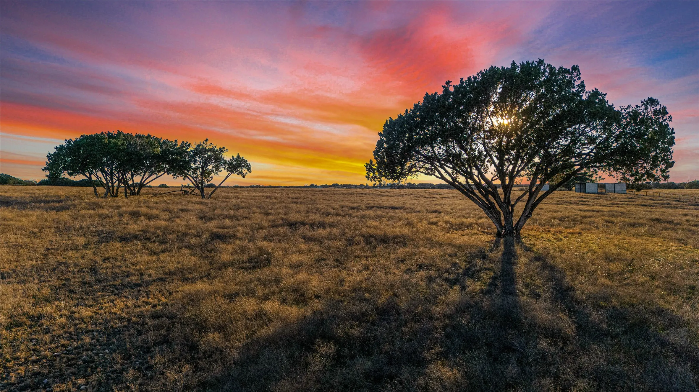Farm For Sale in Mc Lennan County , 2820 Talbert Ranch Road, China Spring, Texas 76633, 4 Bedrooms, 3 Bathrooms, 4 Garage spaces, 2,868 Sqft, built in 2002, Price $1,600,000, mls#21193328, Real Estate Agent in China Spring, Homes For Sale in Mc Lennan county, Homes For Sale in China Spring, Realtor in China Spring Texas, Real Estate Brokerage Independent Realty Texas, Luminita Cordes Realtor