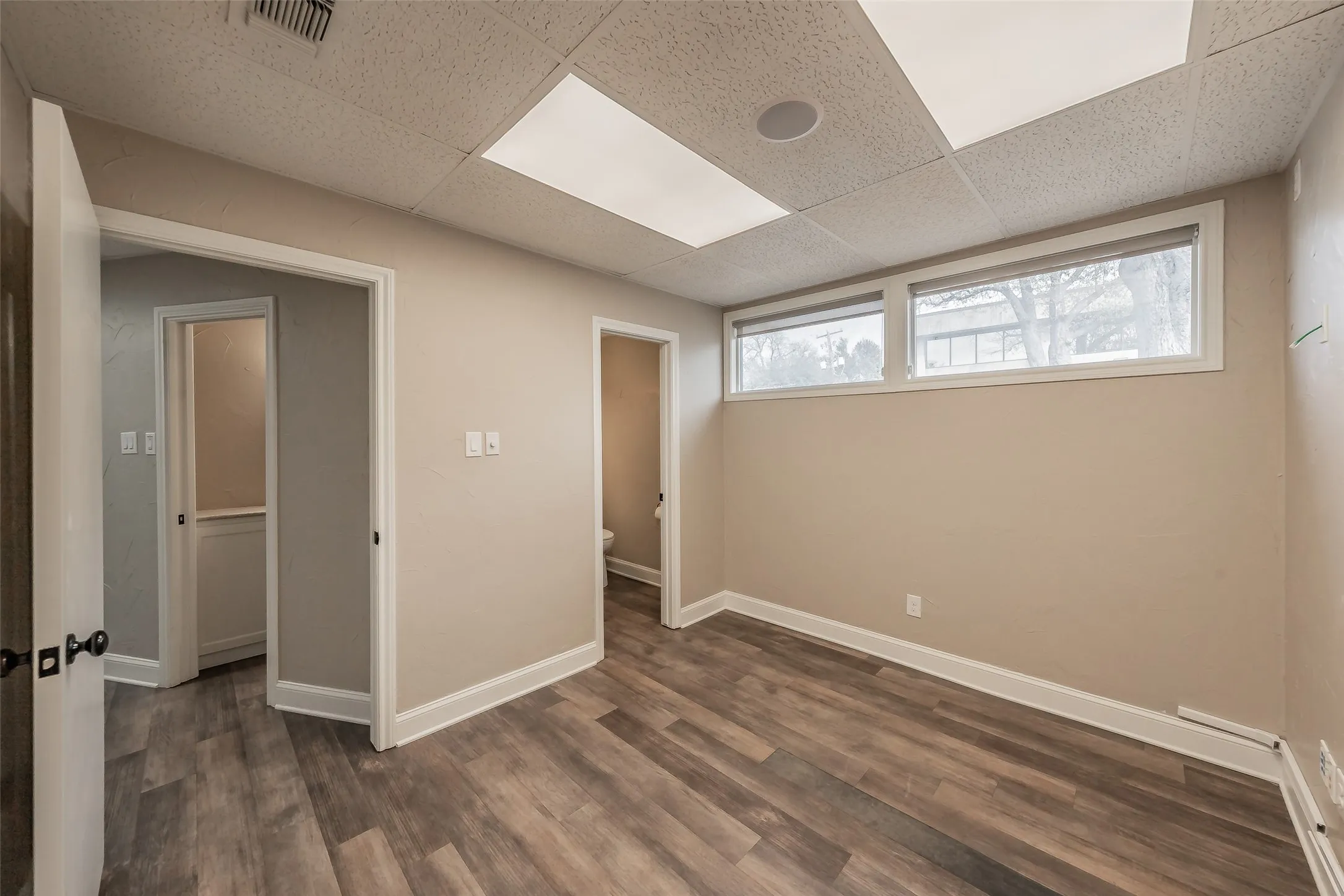 Private Office with bathroom