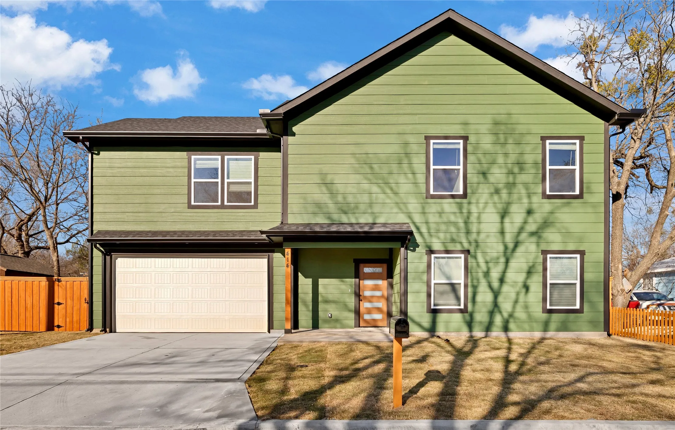 Single Family Residence For Sale in Collin County , 414 Wilson Street, Mc Kinney, Texas 75069, 4 Bedroom, 3 Bathroom, 2 Garage spaces, 2,600 Sqft, built in 2026, New Construction - Complete, mls#21190210, Real Estate Agent in Mc Kinney, Homes For Sale in Collin county, Homes For Sale in Mc Kinney, Realtor in Mc Kinney Texas, Real Estate Brokerage Independent Realty Texas, Luminita Cordes Realtor