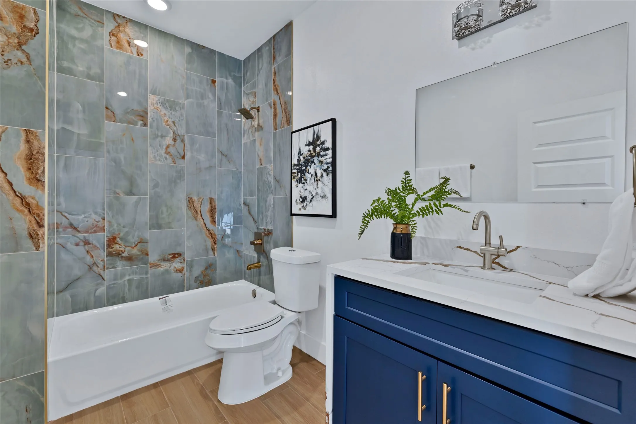 second restroom/upstairs
