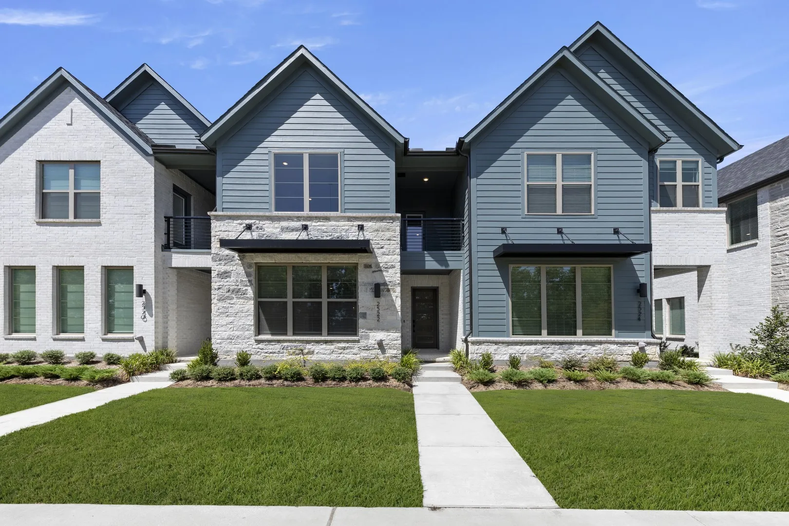 Townhouse For Sale in Collin County , 2522 Campden Mews, Allen, Texas 75013, 3 Bedroom, 3 Bathroom, 2 Garage spaces, 1,727 Sqft, built in 2025, New Construction - Complete, mls#21193862, Real Estate Agent in Allen, Homes For Sale in Collin county, Homes For Sale in Allen, Realtor in Allen Texas, Real Estate Brokerage Independent Realty Texas, Luminita Cordes Realtor