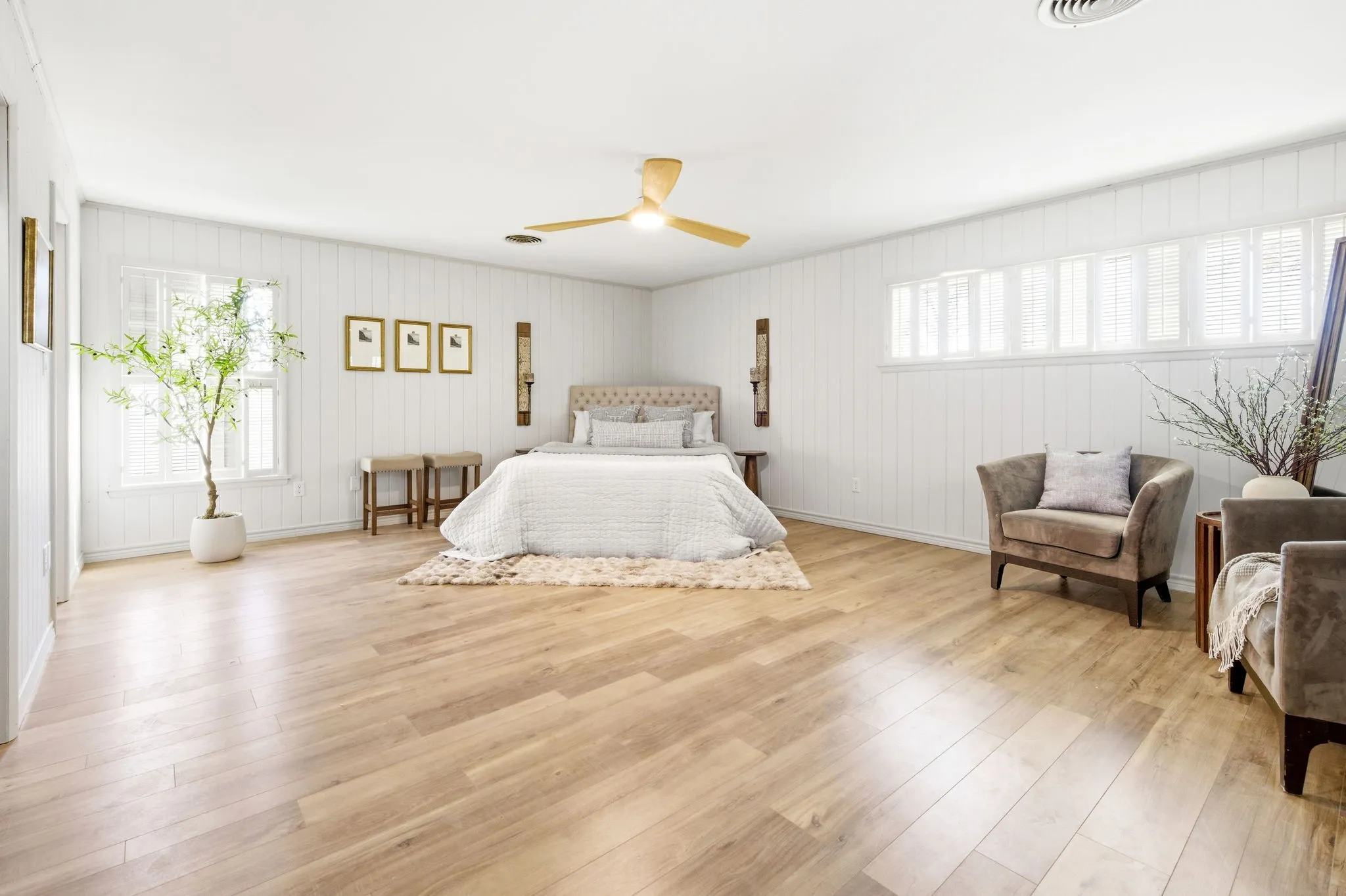 Single Family Residence For Sale in Nolan County , 1200 E 13th Street, Sweetwater, Texas 79556, 3 Bedroom, 4 Bathroom, Garage spaces, 2,987 Sqft, built in 0, mls#21193698, Real Estate Agent in Sweetwater, Homes For Sale in Nolan county, Homes For Sale in Sweetwater, Realtor in Sweetwater Texas, Real Estate Brokerage Independent Realty Texas, Luminita Cordes Realtor