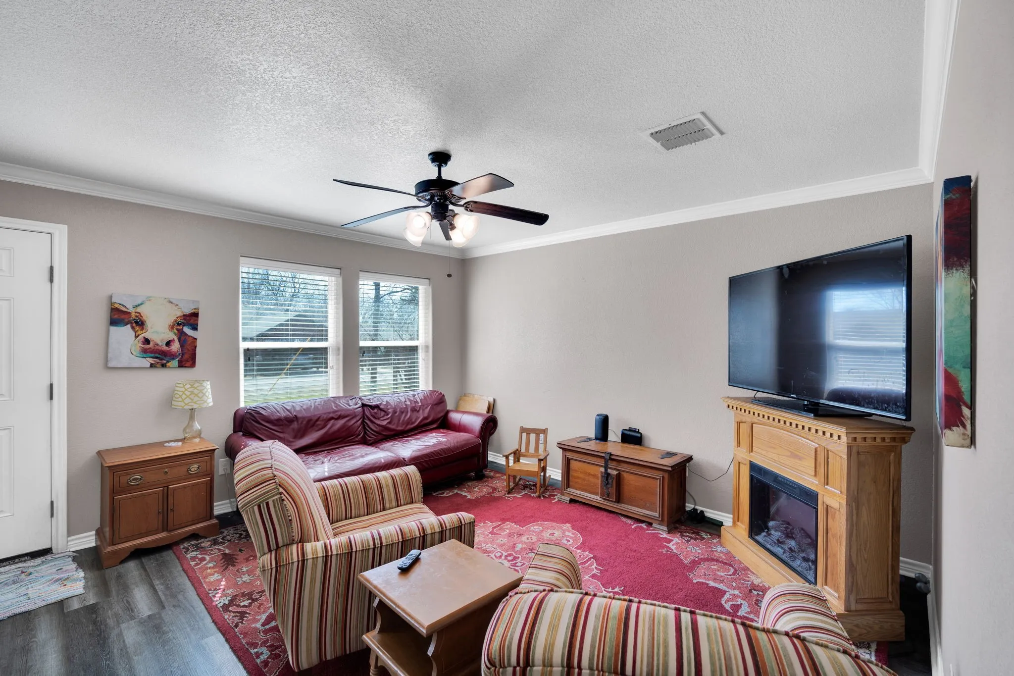 Single Family Residence For Sale in Johnson County , 106 W Adair Street, Alvarado, Texas 76009, 3 Bedroom, 2 Bathroom, Garage spaces, 1,230 Sqft, built in 2016, Preowned, mls#21178161, Real Estate Agent in Alvarado, Homes For Sale in Johnson county, Homes For Sale in Alvarado, Realtor in Alvarado Texas, Real Estate Brokerage Independent Realty Texas, Luminita Cordes Realtor