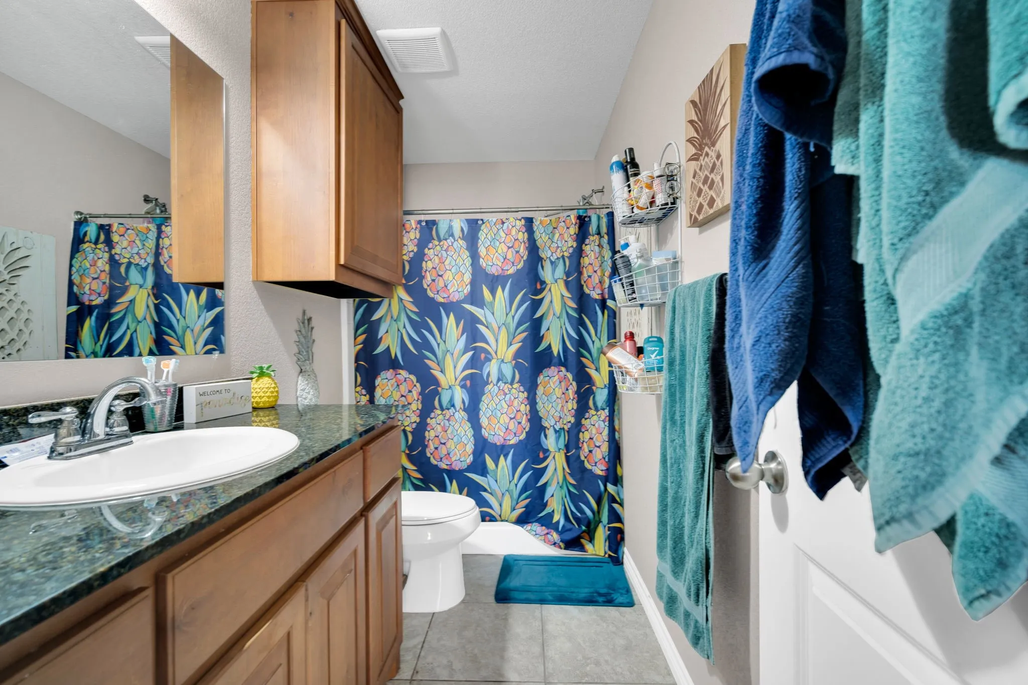 Single Family Residence For Sale in Johnson County , 106 W Adair Street, Alvarado, Texas 76009, 3 Bedroom, 2 Bathroom, Garage spaces, 1,230 Sqft, built in 2016, Preowned, mls#21178161, Real Estate Agent in Alvarado, Homes For Sale in Johnson county, Homes For Sale in Alvarado, Realtor in Alvarado Texas, Real Estate Brokerage Independent Realty Texas, Luminita Cordes Realtor