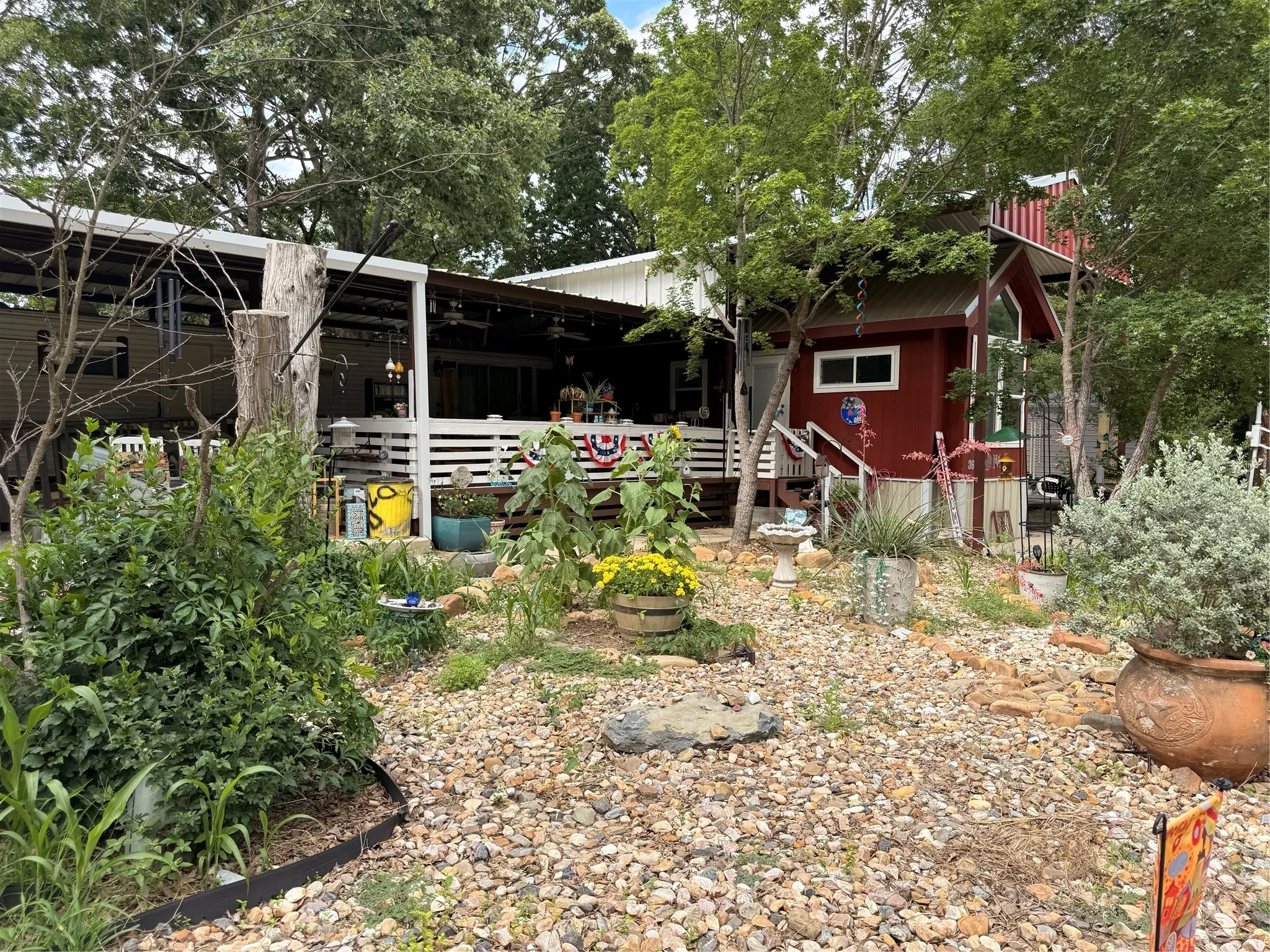 Manufactured Home For Sale in Wood County , 6435 N Fm 17 Lots 34-39, Yantis, Texas 75497, 2 Bedroom, 3 Bathroom, 2 Garage spaces, 1,000 Sqft, built in 2022, mls#21193879, Real Estate Agent in Yantis, Homes For Sale in Wood county, Homes For Sale in Yantis, Realtor in Yantis Texas, Real Estate Brokerage Independent Realty Texas, Luminita Cordes Realtor