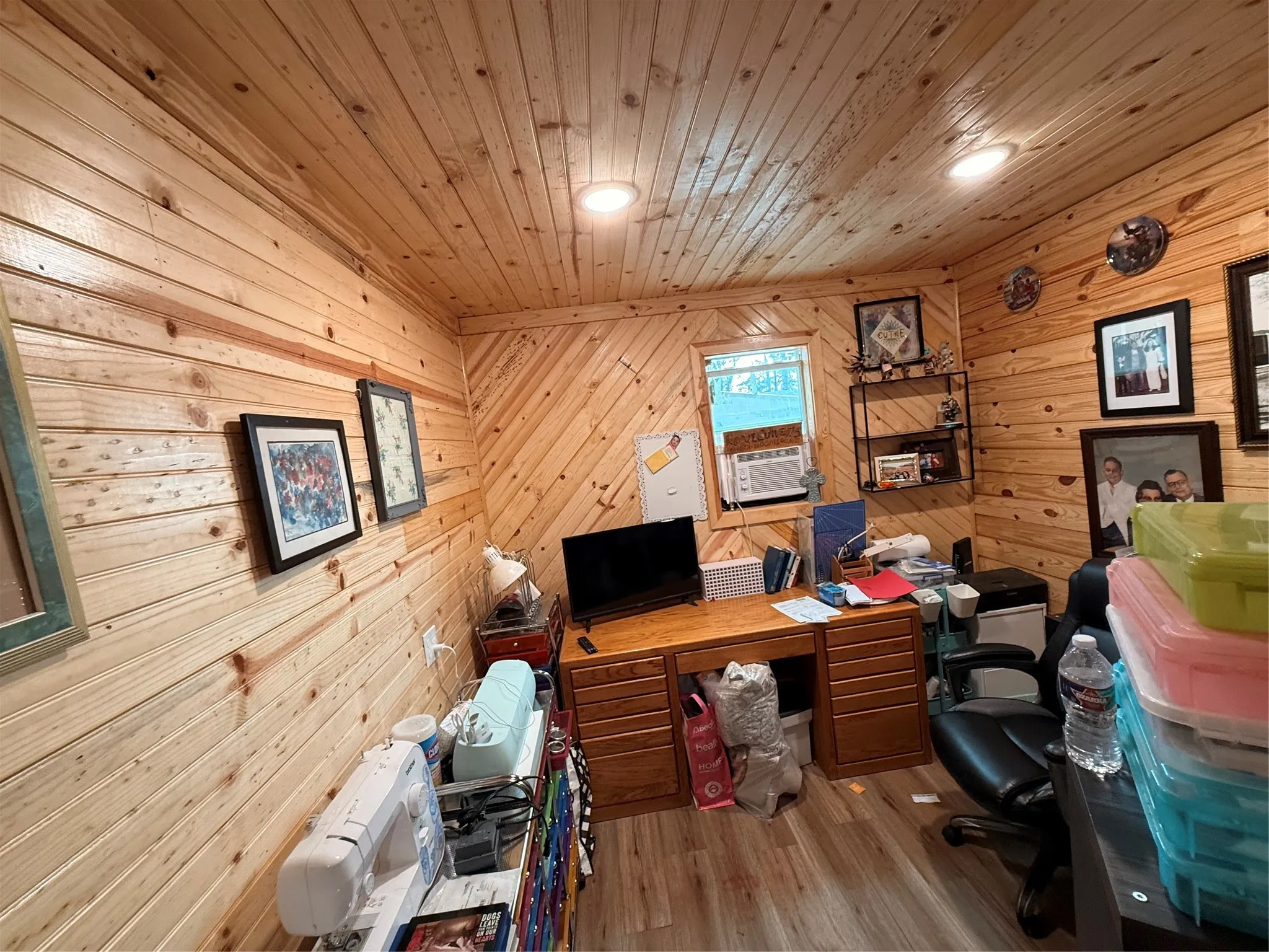 Manufactured Home For Sale in Wood County , 6435 N Fm 17 Lots 34-39, Yantis, Texas 75497, 2 Bedroom, 3 Bathroom, 2 Garage spaces, 1,000 Sqft, built in 2022, mls#21193879, Real Estate Agent in Yantis, Homes For Sale in Wood county, Homes For Sale in Yantis, Realtor in Yantis Texas, Real Estate Brokerage Independent Realty Texas, Luminita Cordes Realtor