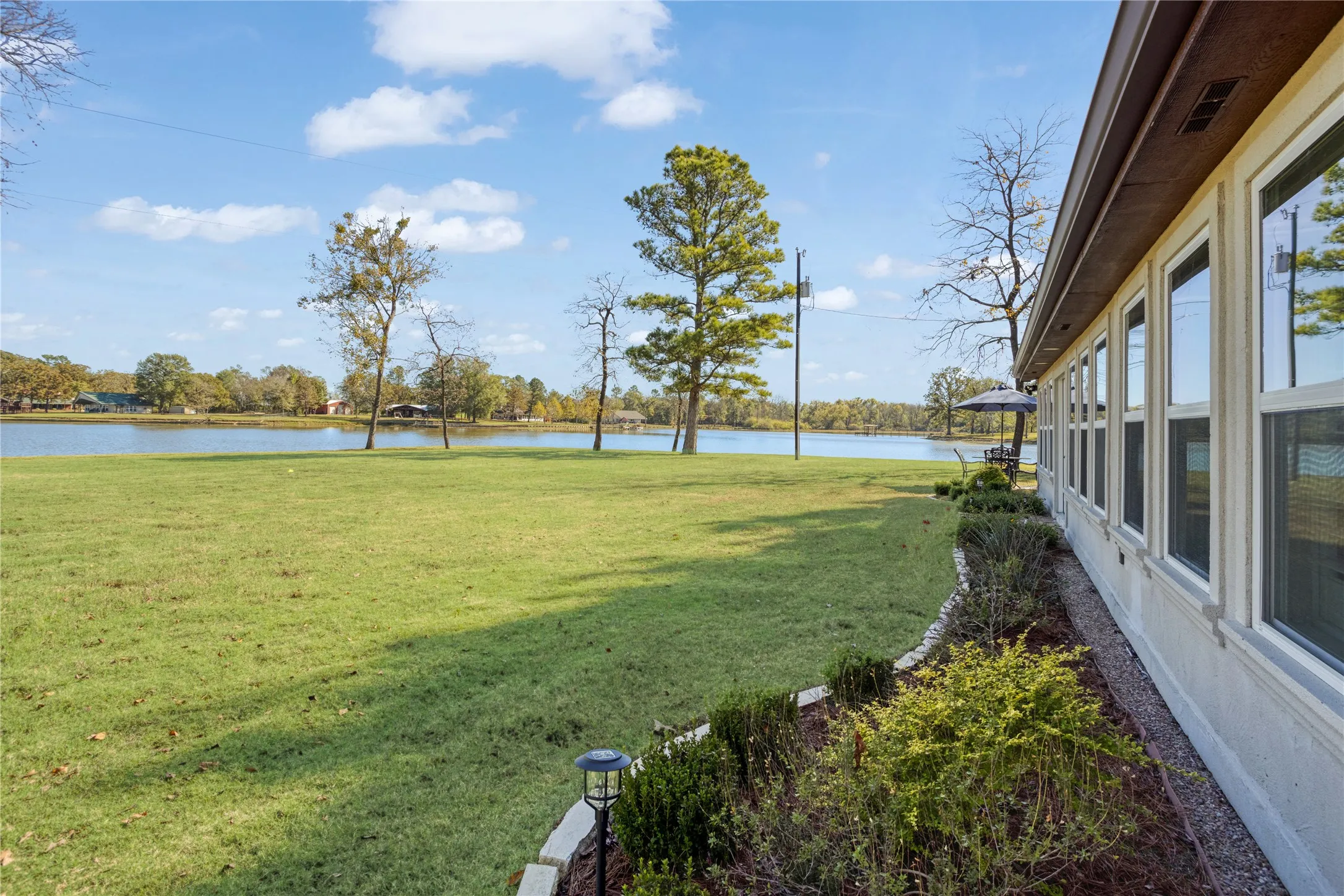 Single Family Residence For Sale in Red River (TX) County , 324 County Road 3172, Clarksville, Texas 75426, 3 Bedroom, 2 Bathroom, 2 Garage spaces, 2,389 Sqft, built in 2018, Preowned, Price $449,900, mls#21193924, Real Estate Agent in Clarksville, Homes For Sale in Red River (TX) county, Homes For Sale in Clarksville, Realtor in Clarksville Texas, Real Estate Brokerage Independent Realty Texas, Luminita Cordes Realtor