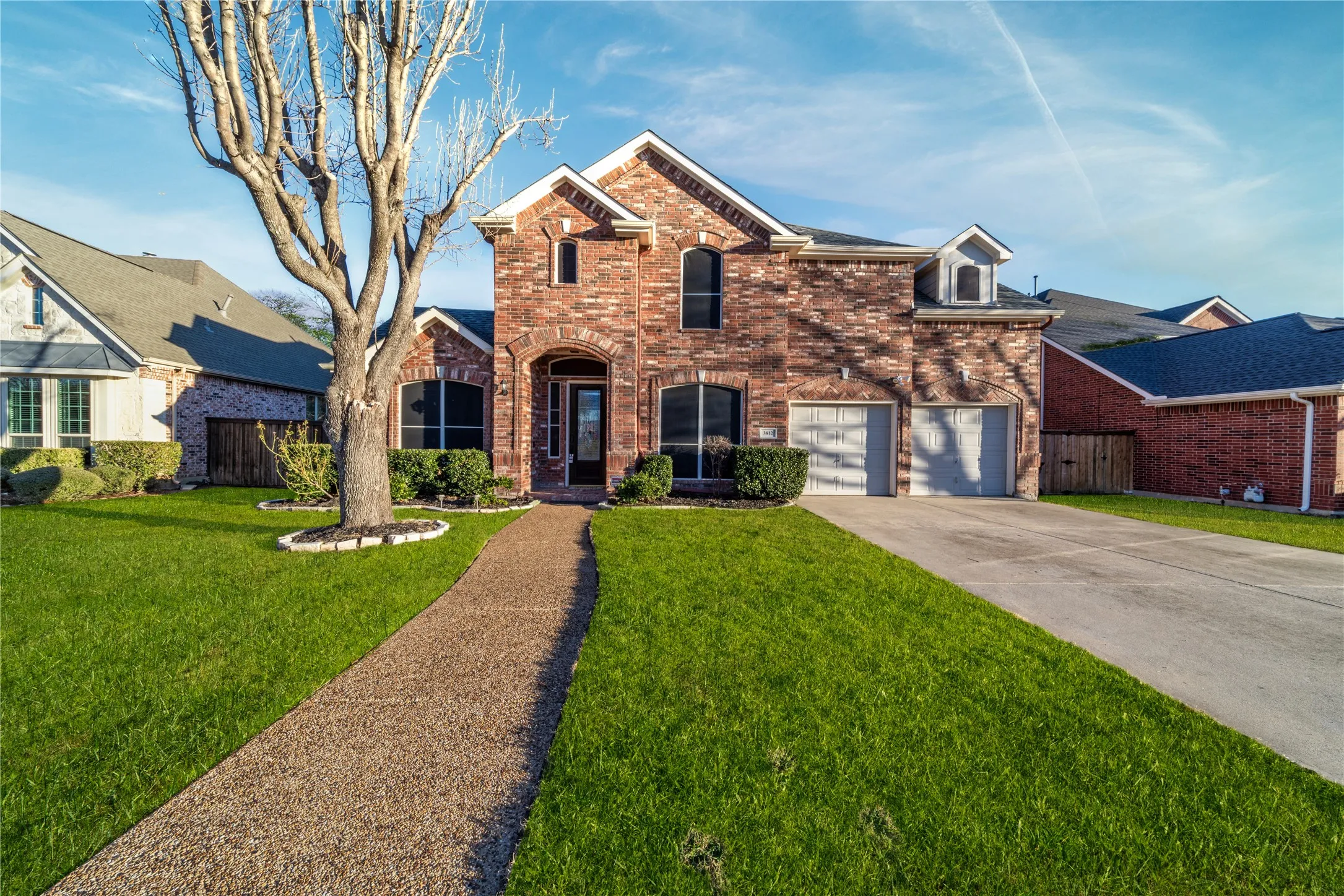 Single Family Residence For Sale in Collin County , 3812 Oxbow Creek Lane, Plano, Texas 75074, 5 Bedroom, 4 Bathroom, 2 Garage spaces, 3,251 Sqft, built in 2000, mls#21189154, Real Estate Agent in Plano, Homes For Sale in Collin county, Homes For Sale in Plano, Realtor in Plano Texas, Real Estate Brokerage Independent Realty Texas, Luminita Cordes Realtor