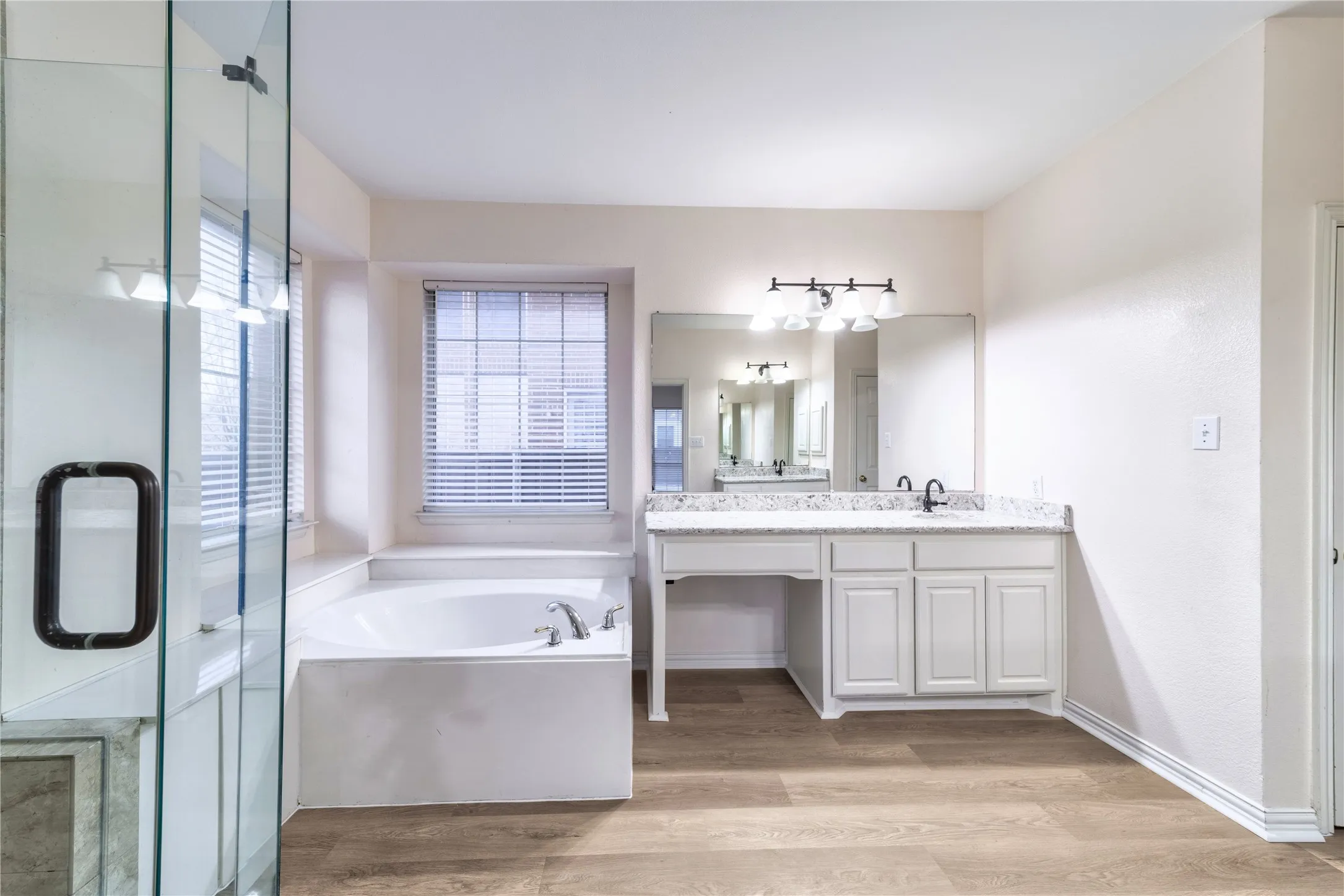 Single Family Residence For Sale in Collin County , 3812 Oxbow Creek Lane, Plano, Texas 75074, 5 Bedroom, 4 Bathroom, 2 Garage spaces, 3,251 Sqft, built in 2000, mls#21189154, Real Estate Agent in Plano, Homes For Sale in Collin county, Homes For Sale in Plano, Realtor in Plano Texas, Real Estate Brokerage Independent Realty Texas, Luminita Cordes Realtor