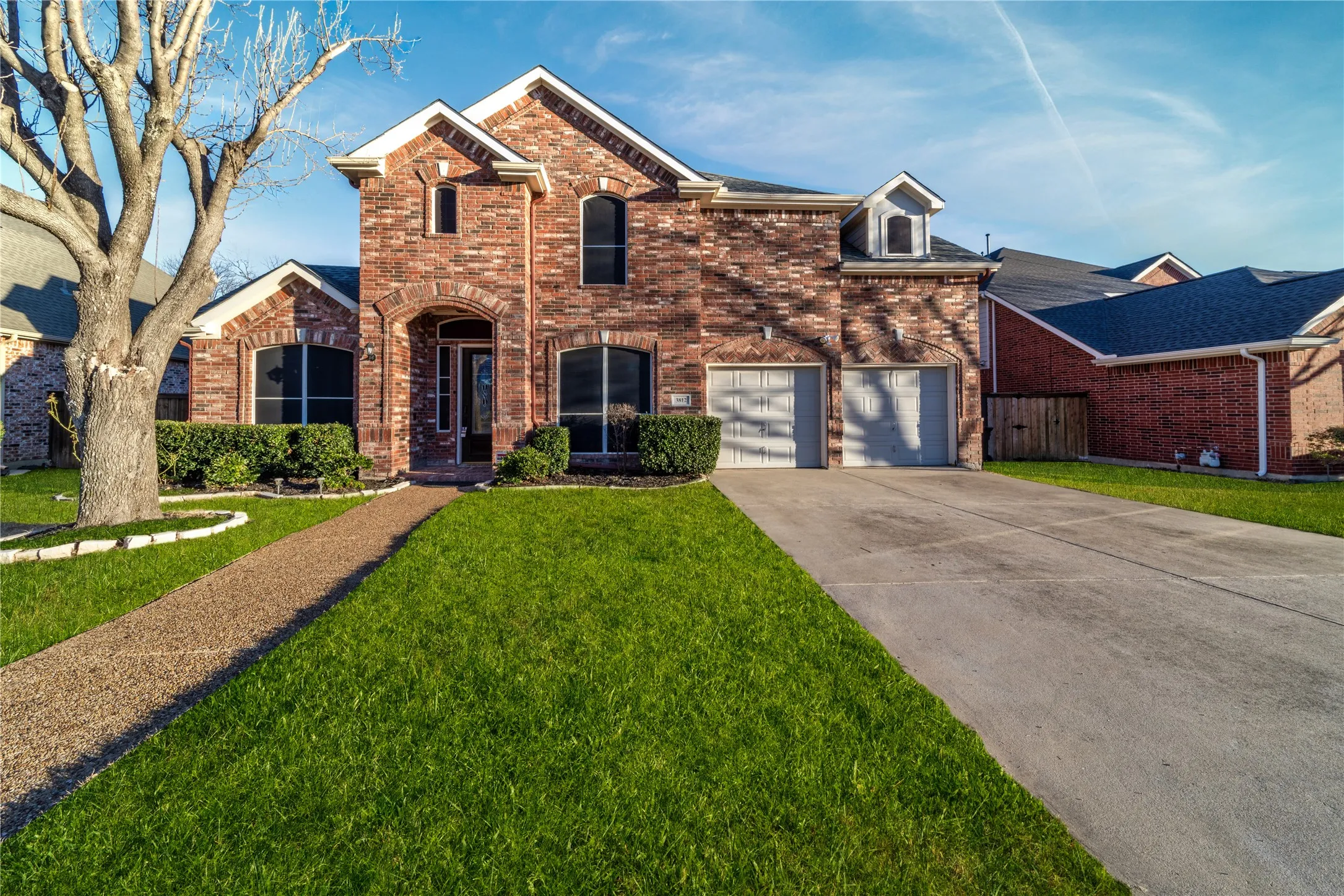 Single Family Residence For Sale in Collin County , 3812 Oxbow Creek Lane, Plano, Texas 75074, 5 Bedroom, 4 Bathroom, 2 Garage spaces, 3,251 Sqft, built in 2000, mls#21189154, Real Estate Agent in Plano, Homes For Sale in Collin county, Homes For Sale in Plano, Realtor in Plano Texas, Real Estate Brokerage Independent Realty Texas, Luminita Cordes Realtor
