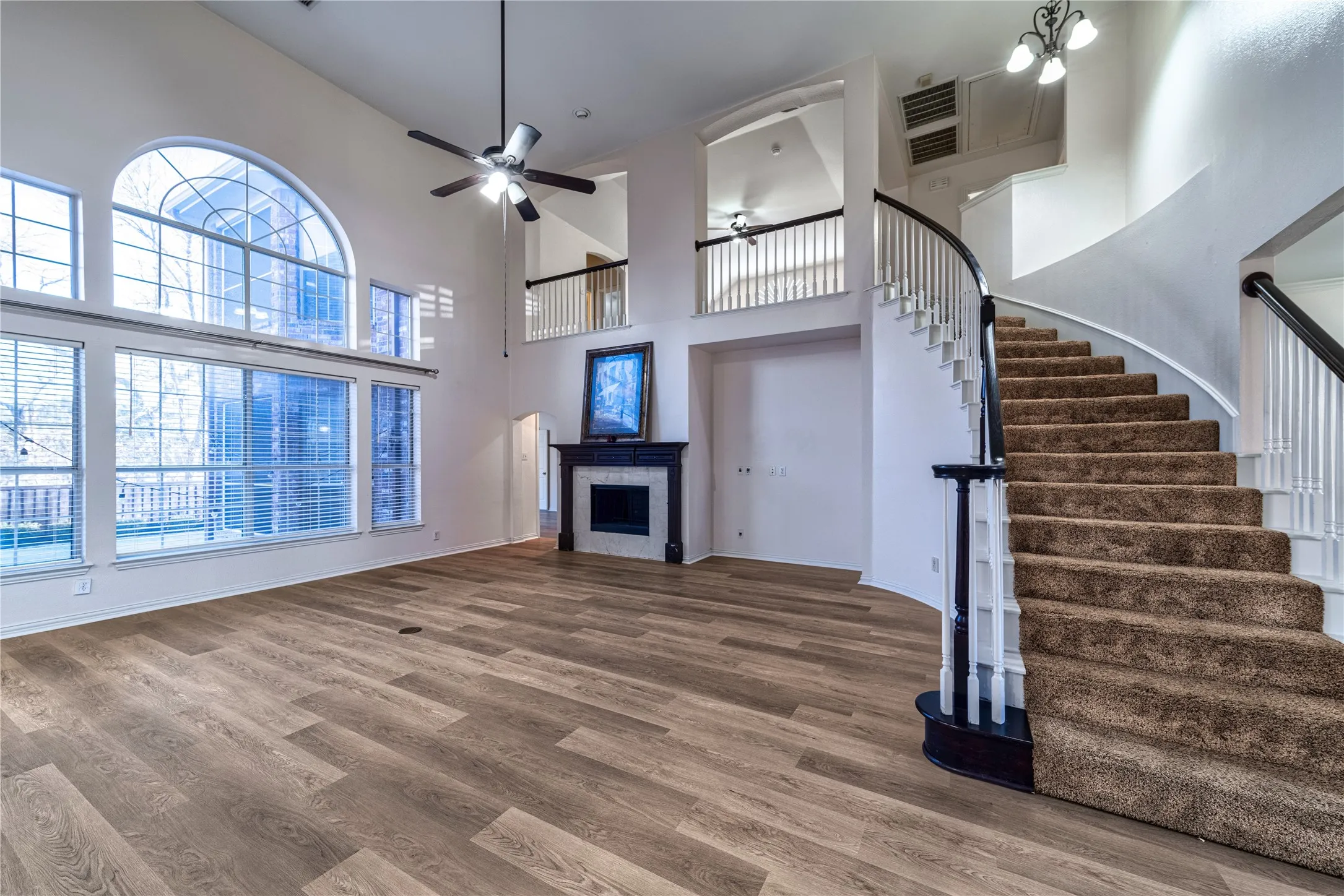 Single Family Residence For Sale in Collin County , 3812 Oxbow Creek Lane, Plano, Texas 75074, 5 Bedroom, 4 Bathroom, 2 Garage spaces, 3,251 Sqft, built in 2000, mls#21189154, Real Estate Agent in Plano, Homes For Sale in Collin county, Homes For Sale in Plano, Realtor in Plano Texas, Real Estate Brokerage Independent Realty Texas, Luminita Cordes Realtor