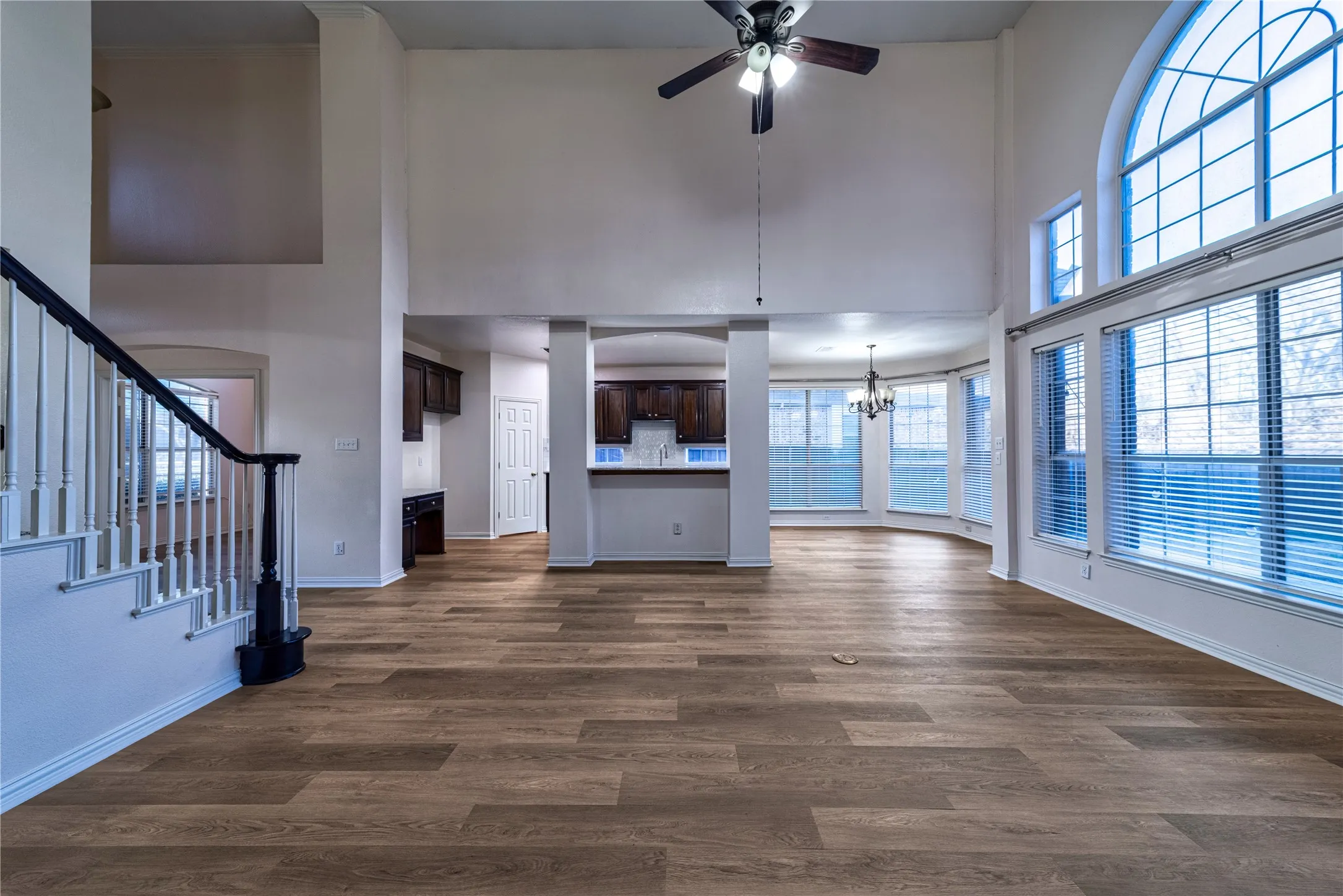 Single Family Residence For Sale in Collin County , 3812 Oxbow Creek Lane, Plano, Texas 75074, 5 Bedroom, 4 Bathroom, 2 Garage spaces, 3,251 Sqft, built in 2000, mls#21189154, Real Estate Agent in Plano, Homes For Sale in Collin county, Homes For Sale in Plano, Realtor in Plano Texas, Real Estate Brokerage Independent Realty Texas, Luminita Cordes Realtor