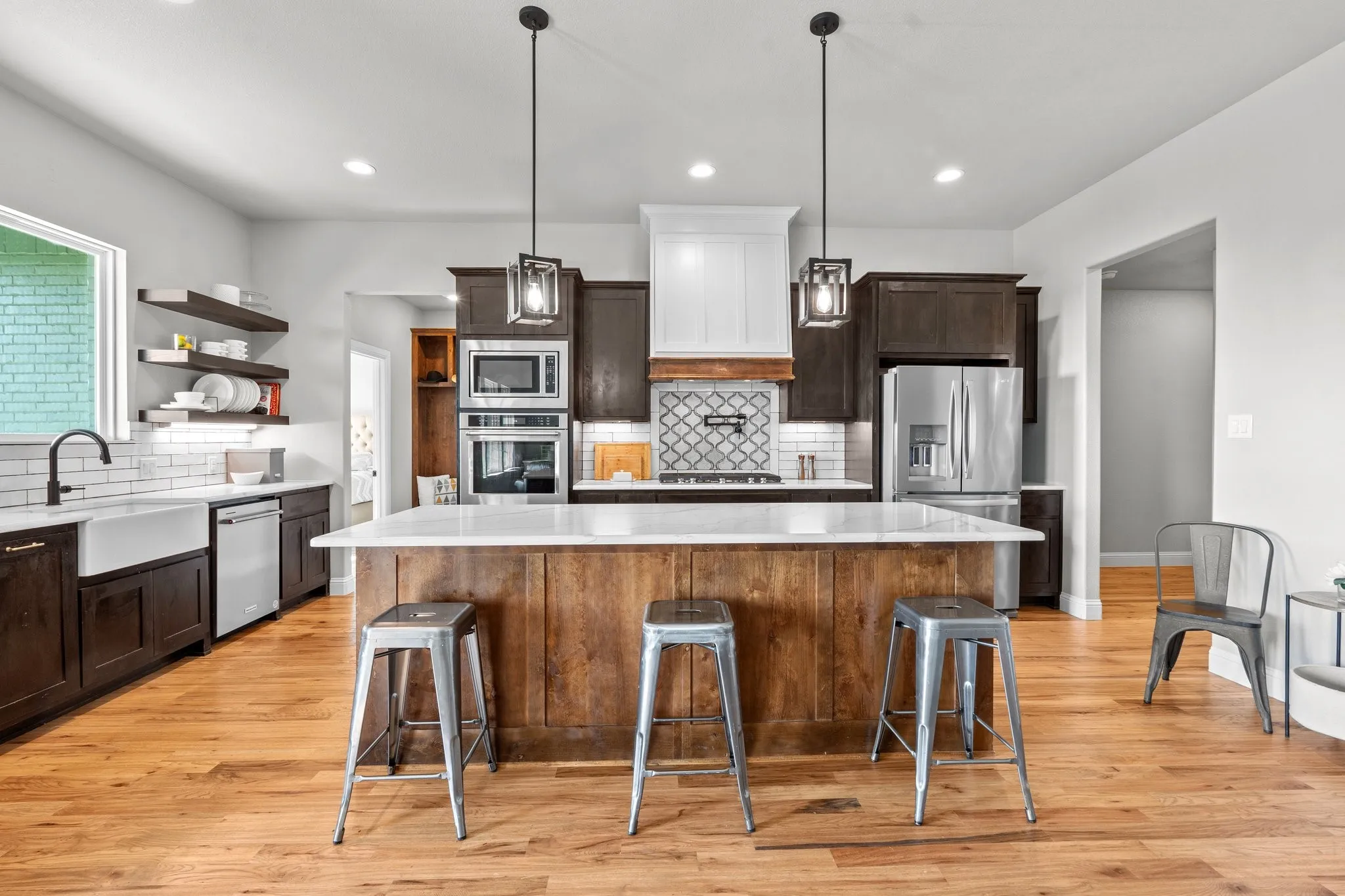 Single Family Residence For Sale in Parker County , 2100 Shady Grove Road, Weatherford, Texas 76088, 4 Bedroom, 3 Bathroom, 2 Garage spaces, 2,467 Sqft, built in 2023, mls#21194053, Real Estate Agent in Weatherford, Homes For Sale in Parker county, Homes For Sale in Weatherford, Realtor in Weatherford Texas, Real Estate Brokerage Independent Realty Texas, Luminita Cordes Realtor