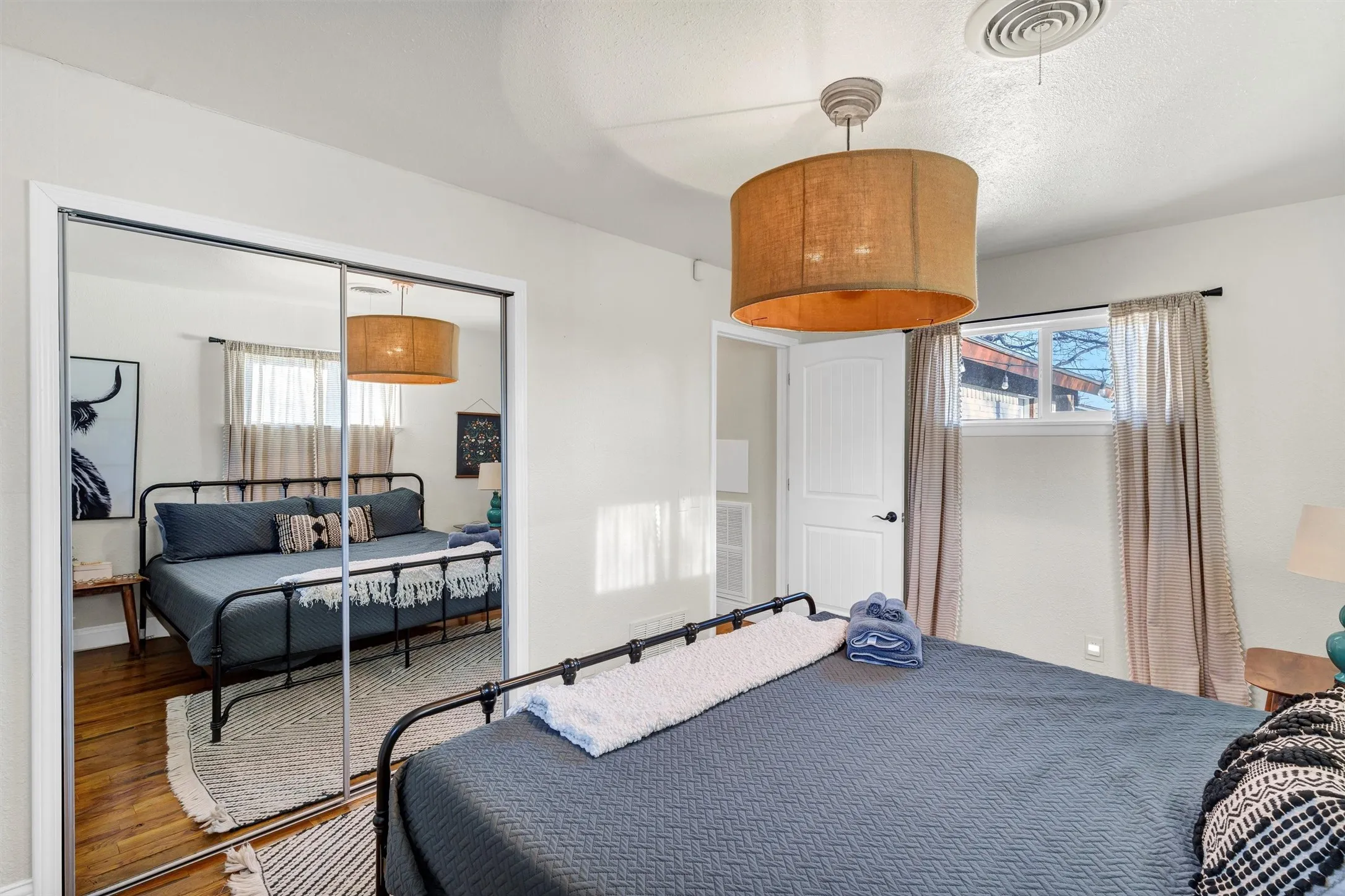 Hotel/Motel For Sale in Hood County , 212 N Crockett Street, Granbury, Texas 76048, 0, 0, Garage spaces, 0 Sqft, built in 1964, Preowned, mls#21191680, Real Estate Agent in Granbury, Homes For Sale in Hood county, Homes For Sale in Granbury, Realtor in Granbury Texas, Real Estate Brokerage Independent Realty Texas, Luminita Cordes Realtor