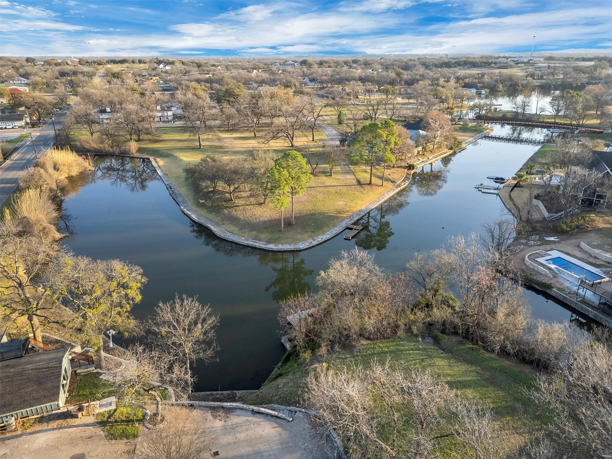 Hotel/Motel For Sale in Hood County , 212 N Crockett Street, Granbury, Texas 76048, 0, 0, Garage spaces, 0 Sqft, built in 1964, Preowned, mls#21191680, Real Estate Agent in Granbury, Homes For Sale in Hood county, Homes For Sale in Granbury, Realtor in Granbury Texas, Real Estate Brokerage Independent Realty Texas, Luminita Cordes Realtor