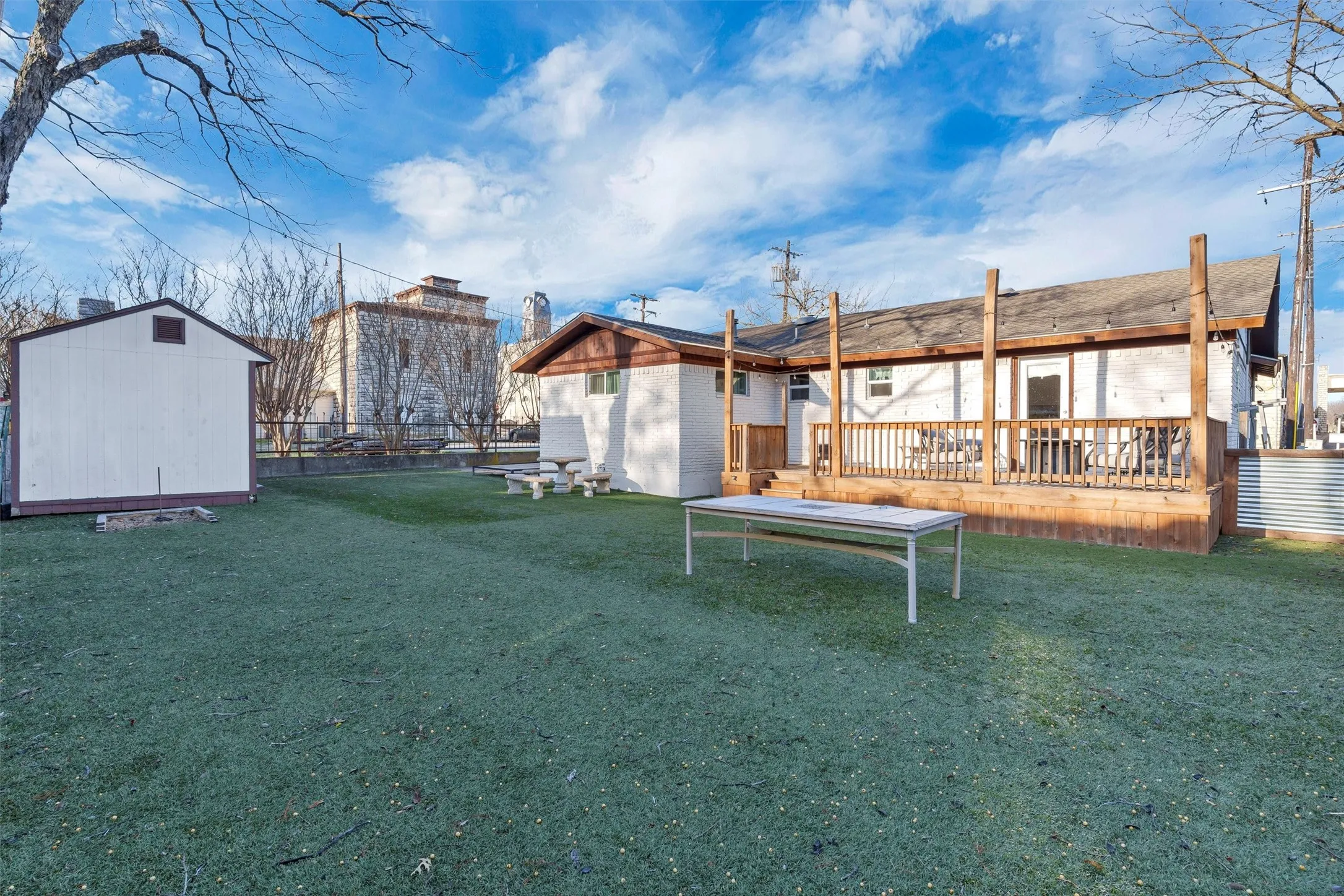 Hotel/Motel For Sale in Hood County , 212 N Crockett Street, Granbury, Texas 76048, 0, 0, Garage spaces, 0 Sqft, built in 1964, Preowned, mls#21191680, Real Estate Agent in Granbury, Homes For Sale in Hood county, Homes For Sale in Granbury, Realtor in Granbury Texas, Real Estate Brokerage Independent Realty Texas, Luminita Cordes Realtor