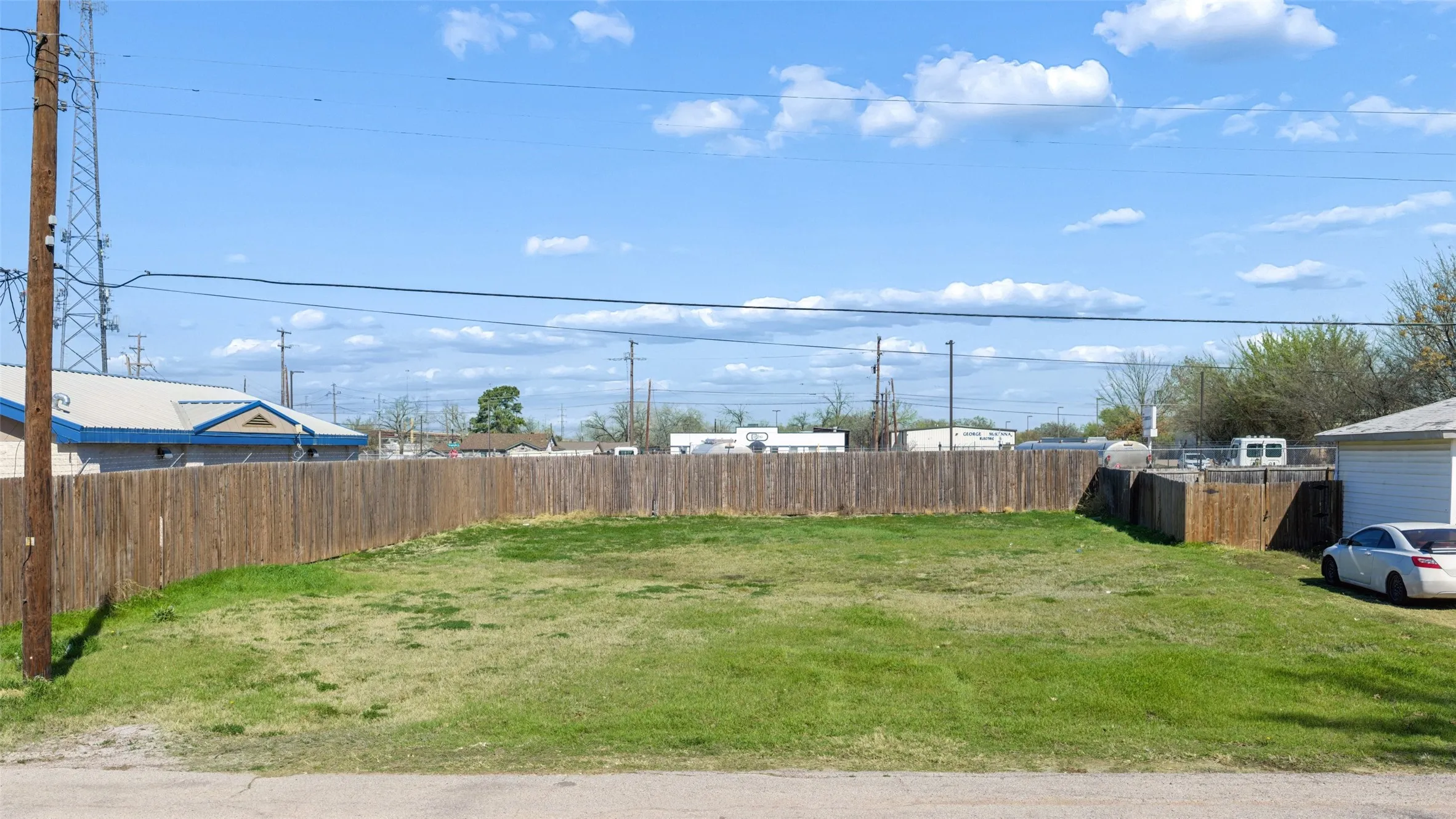 Unimproved Land For Sale in Dallas County , 2309 Johnson Road, Irving, Texas 75061, 0, 0, Garage spaces, 0 Sqft, built in 1955, mls#21194052, Real Estate Agent in Irving, Homes For Sale in Dallas county, Homes For Sale in Irving, Realtor in Irving Texas, Real Estate Brokerage Independent Realty Texas, Luminita Cordes Realtor