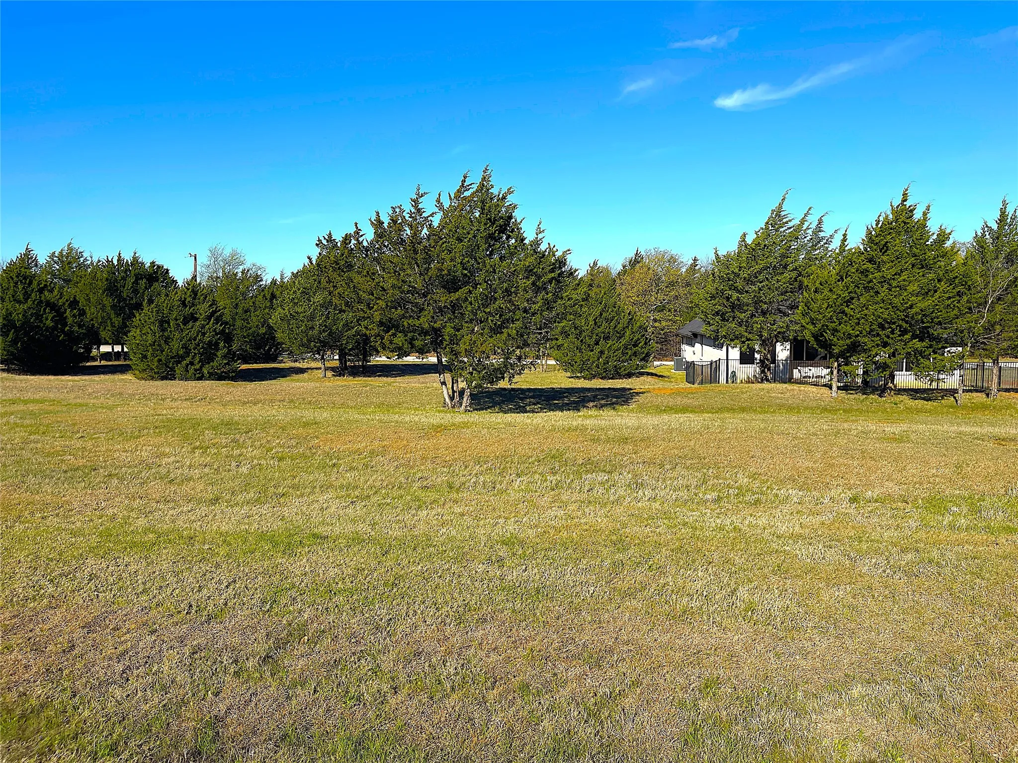 Unimproved Land For Sale in Grayson County , 274 La Paloma Circle, Gordonville, Texas 76245, 0, 0, Garage spaces, 0 Sqft, built in 0, Price $28,623, mls#21194048, Real Estate Agent in Gordonville, Homes For Sale in Grayson county, Homes For Sale in Gordonville, Realtor in Gordonville Texas, Real Estate Brokerage Independent Realty Texas, Luminita Cordes Realtor