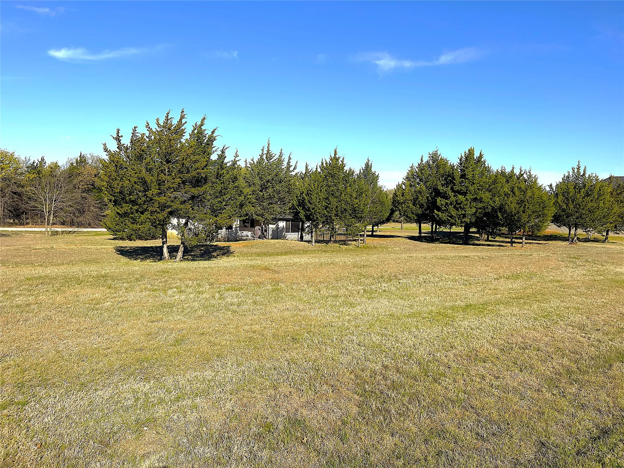 Unimproved Land For Sale in Grayson County , 274 La Paloma Circle, Gordonville, Texas 76245, 0, 0, Garage spaces, 0 Sqft, built in 0, Price $28,623, mls#21194048, Real Estate Agent in Gordonville, Homes For Sale in Grayson county, Homes For Sale in Gordonville, Realtor in Gordonville Texas, Real Estate Brokerage Independent Realty Texas, Luminita Cordes Realtor