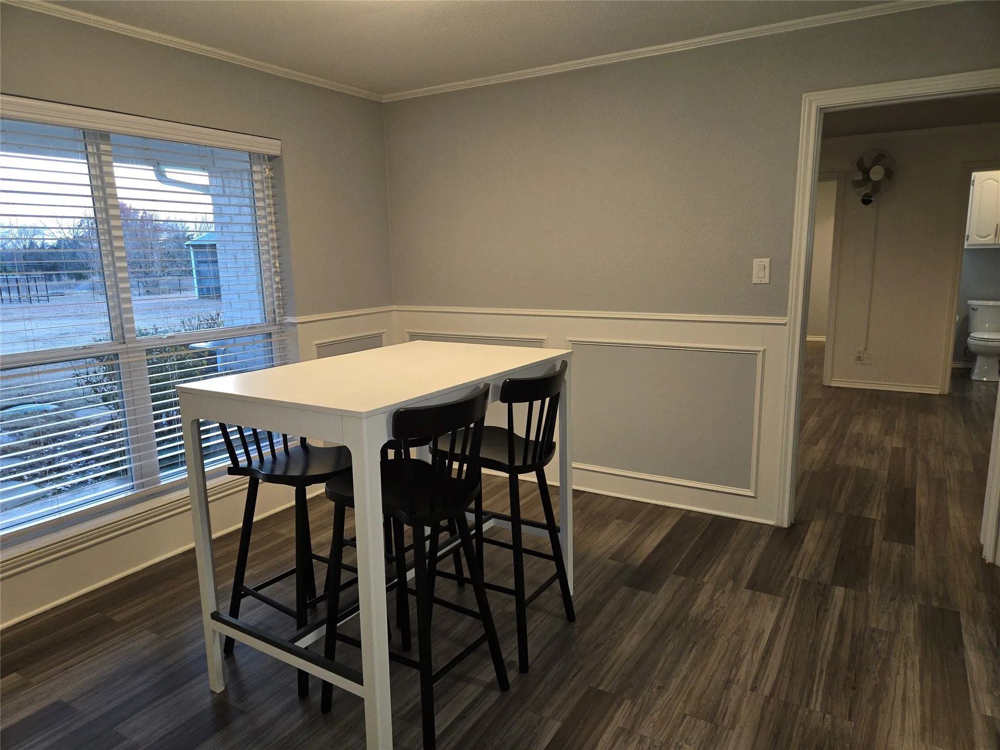 Single Family Residence For Rent in Collin County , 2252 County Road 342, Mc Kinney, Texas 75071, 5 Bedroom, 3 Bathroom, 2 Garage spaces, 3,000 Sqft, built in 1981, mls#21194103, Real Estate Agent in Mc Kinney, Homes For Rent in Collin county, Homes For Rent in Mc Kinney, Realtor in Mc Kinney Texas, Real Estate Brokerage Independent Realty Texas, Luminita Cordes Realtor