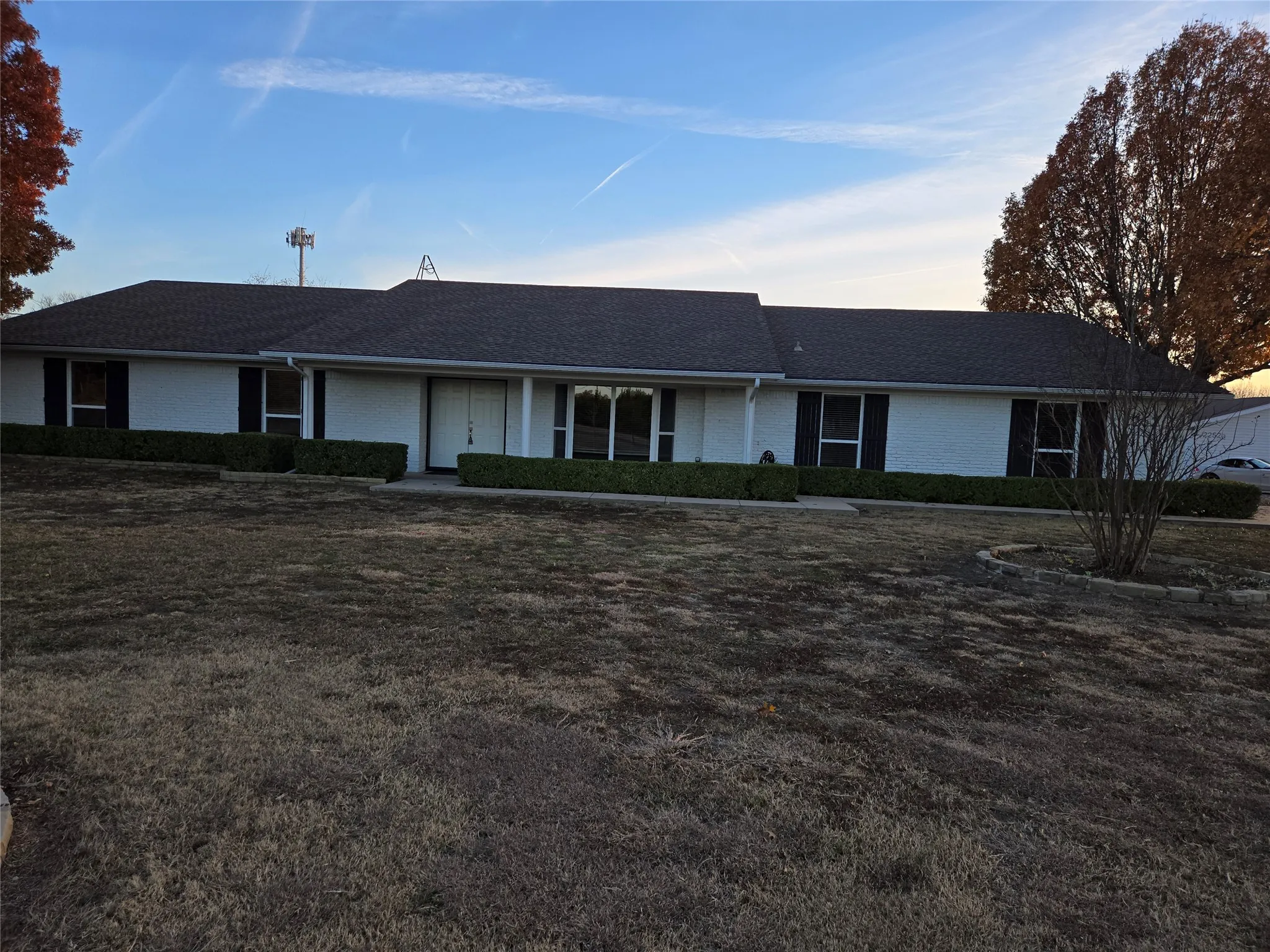 Single Family Residence For Rent in Collin County , 2252 County Road 342, Mc Kinney, Texas 75071, 5 Bedroom, 3 Bathroom, 2 Garage spaces, 3,000 Sqft, built in 1981, mls#21194103, Real Estate Agent in Mc Kinney, Homes For Rent in Collin county, Homes For Rent in Mc Kinney, Realtor in Mc Kinney Texas, Real Estate Brokerage Independent Realty Texas, Luminita Cordes Realtor