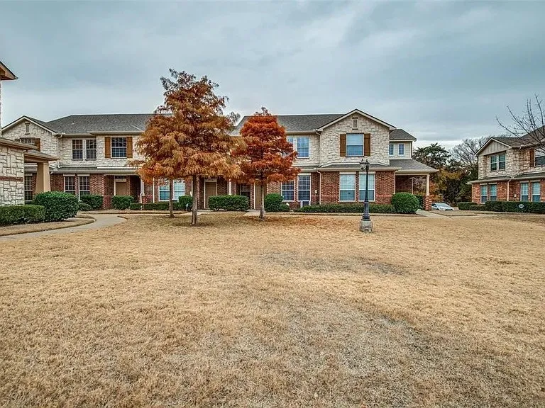Townhouse For Sale in Dallas County , 2742 Olympic Park Drive, Grand Prairie, Texas 75050, 3 Bedroom, 3 Bathroom, 2 Garage spaces, 1,476 Sqft, built in 2006, mls#21192638, Real Estate Agent in Grand Prairie, Homes For Sale in Dallas county, Homes For Sale in Grand Prairie, Realtor in Grand Prairie Texas, Real Estate Brokerage Independent Realty Texas, Luminita Cordes Realtor
