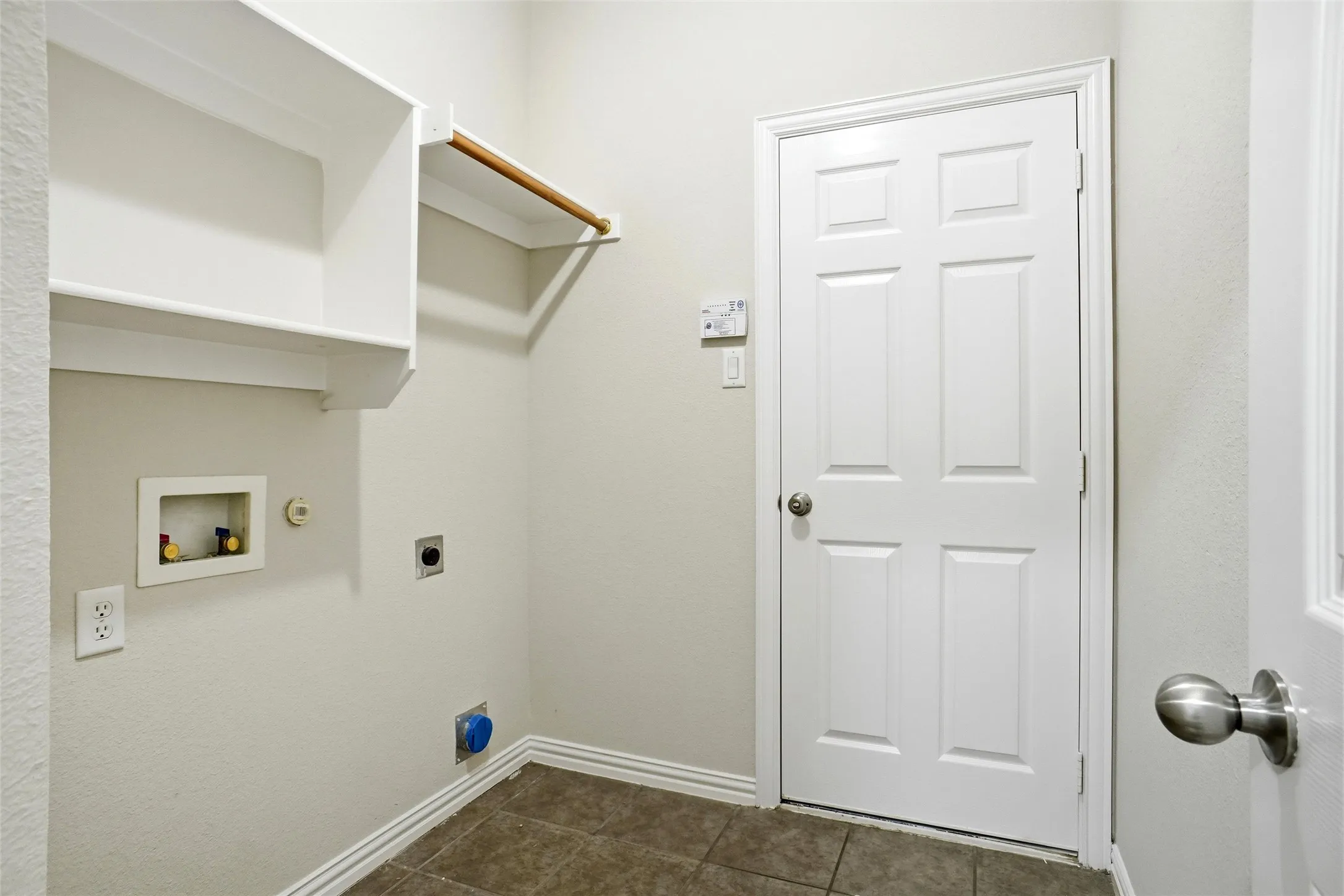 Single Family Residence For Sale in Denton County , 3305 Purdue Drive, Denton, Texas 76210, 4 Bedroom, 2 Bathroom, 2 Garage spaces, 1,942 Sqft, built in 2005, mls#21192408, Real Estate Agent in Denton, Homes For Sale in Denton county, Homes For Sale in Denton, Realtor in Denton Texas, Real Estate Brokerage Independent Realty Texas, Luminita Cordes Realtor
